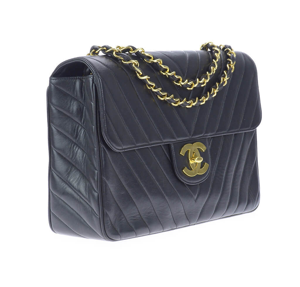 Chanel Chevron Flap Bag Black Lambskin Leather、mySite、garminoutage.com