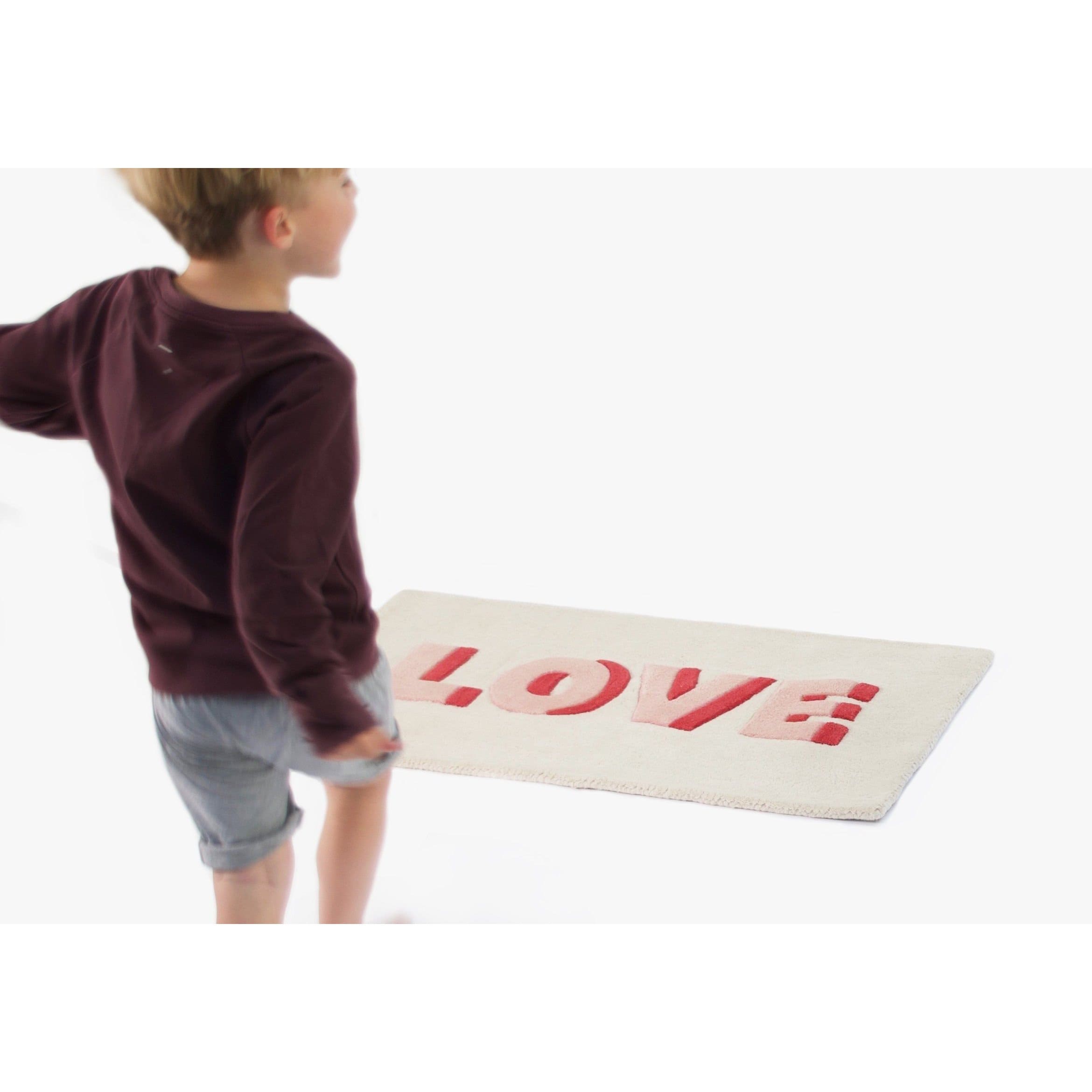 Rectangle Love Area Rug、mySite、gigharbornorthrealestate