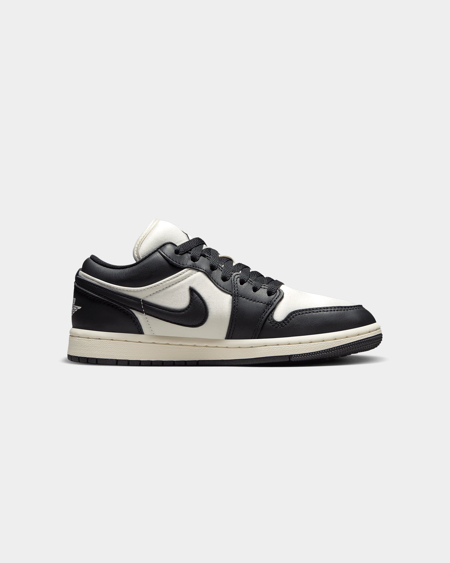 Jordan Women's Air Jordan 1 Low SE Sail/Black、mySite、zt4zffjzw