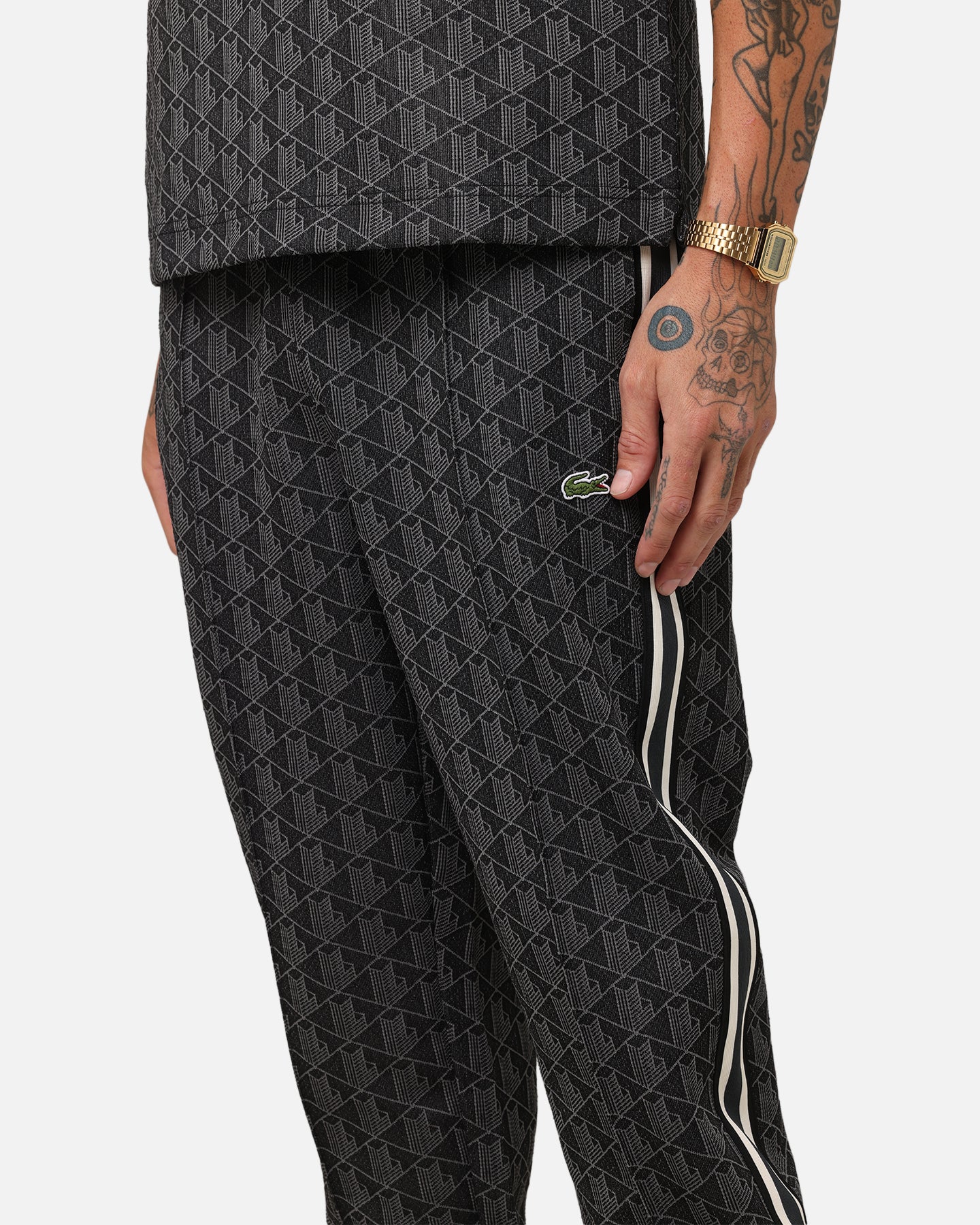 {product_title} - {shop_name}