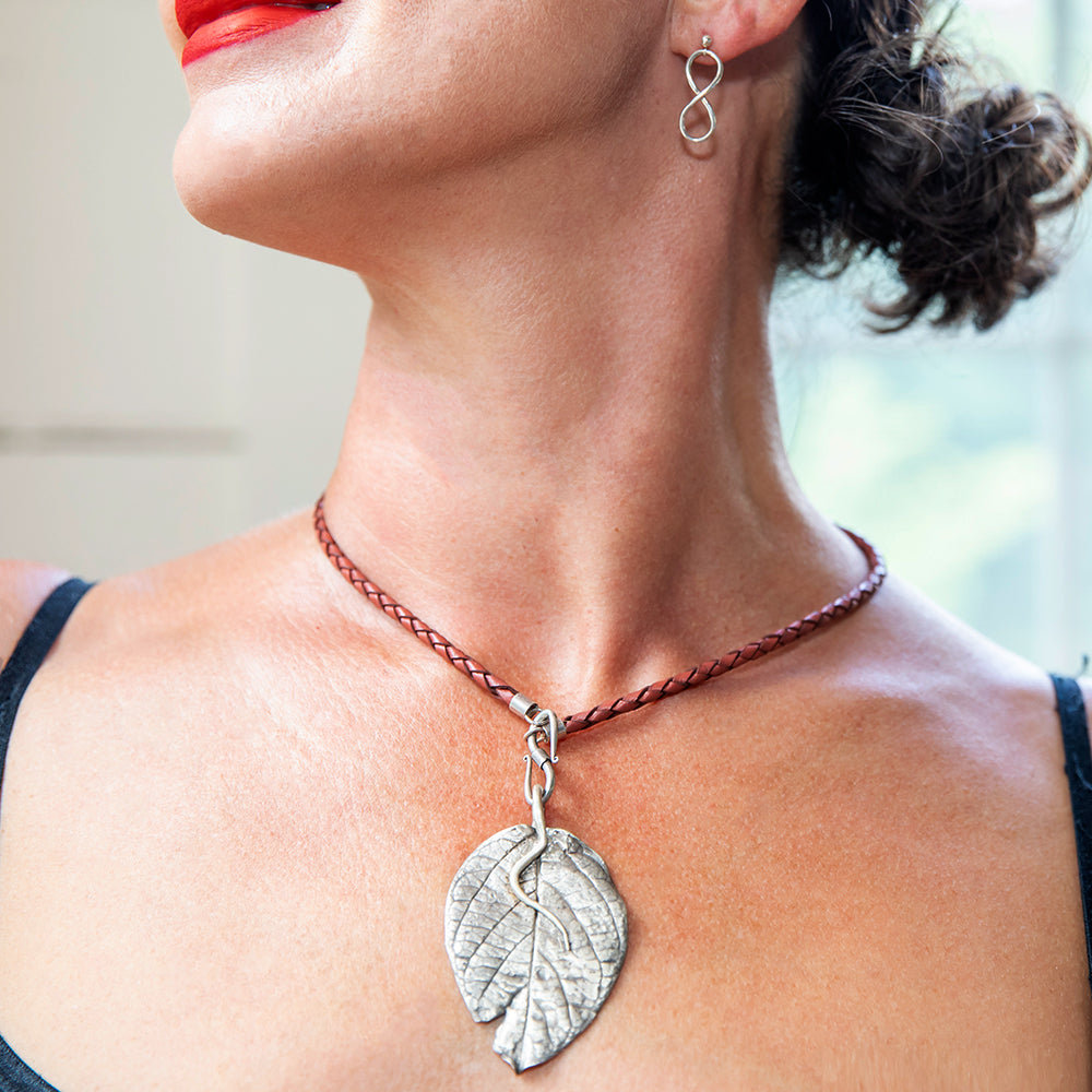 Silver Leaf Pendant Necklace、mySite、topwebapps