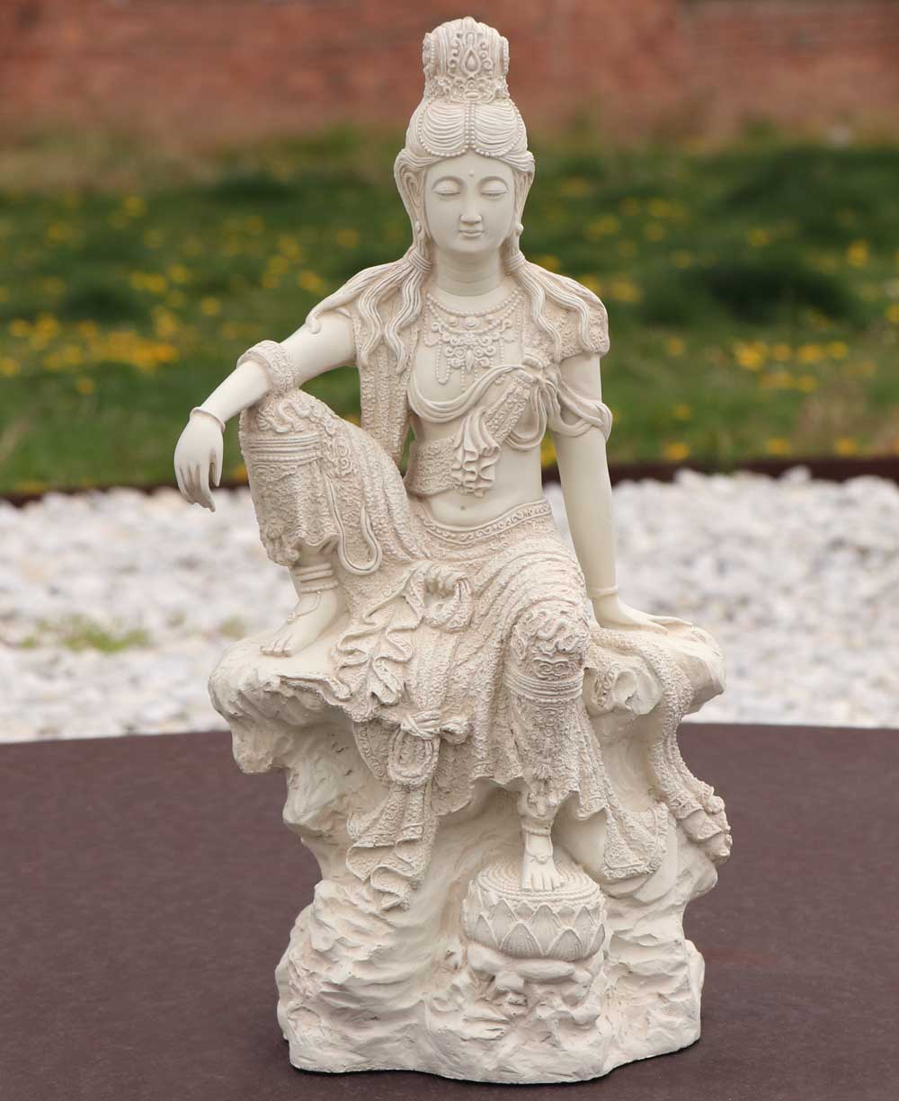 Water and Moon Kuan Yin Statue in Stone Finish, 18 Inches Tall、mySite、topwebapps