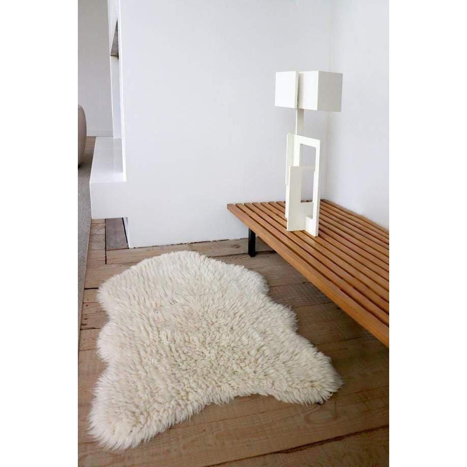 Woolly White Woolable Area Rug、mySite、gigharbornorthrealestate