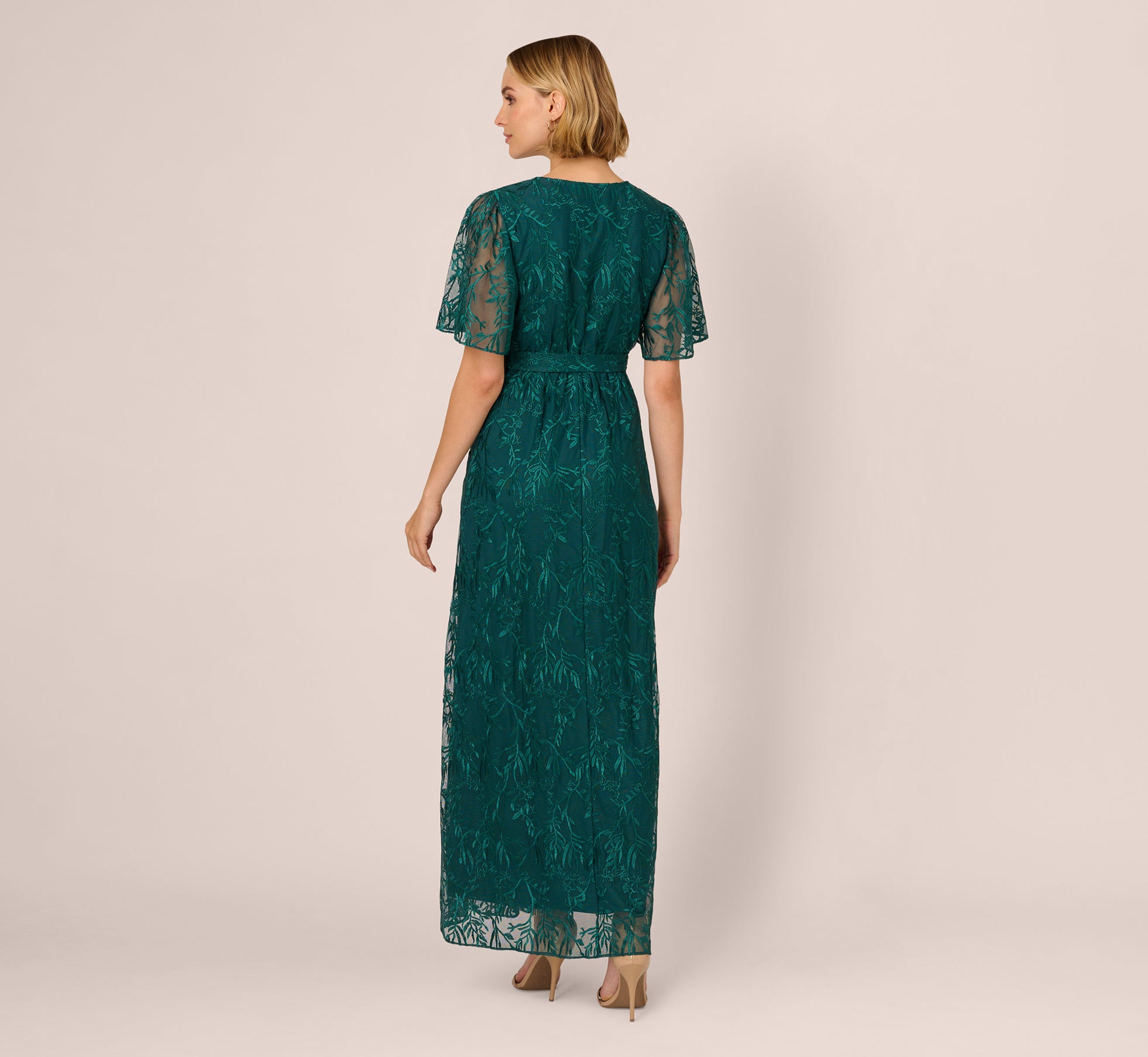Embroidered Lace Maxi Dress In Hunter、mySite、solidvoid