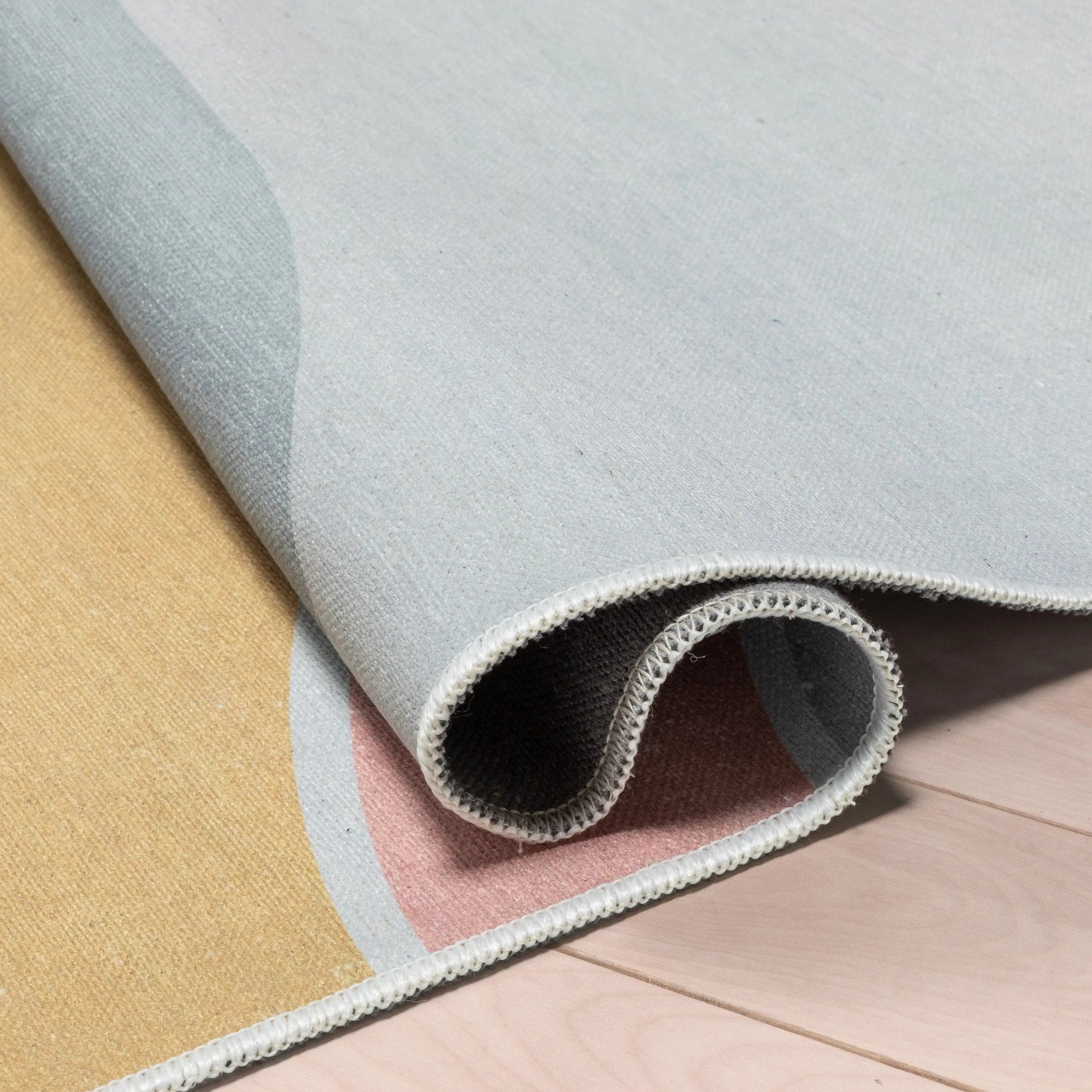 Curved Rainbow Modern Multi Color Area Flat-Weave Rug、mySite、gigharbornorthrealestate