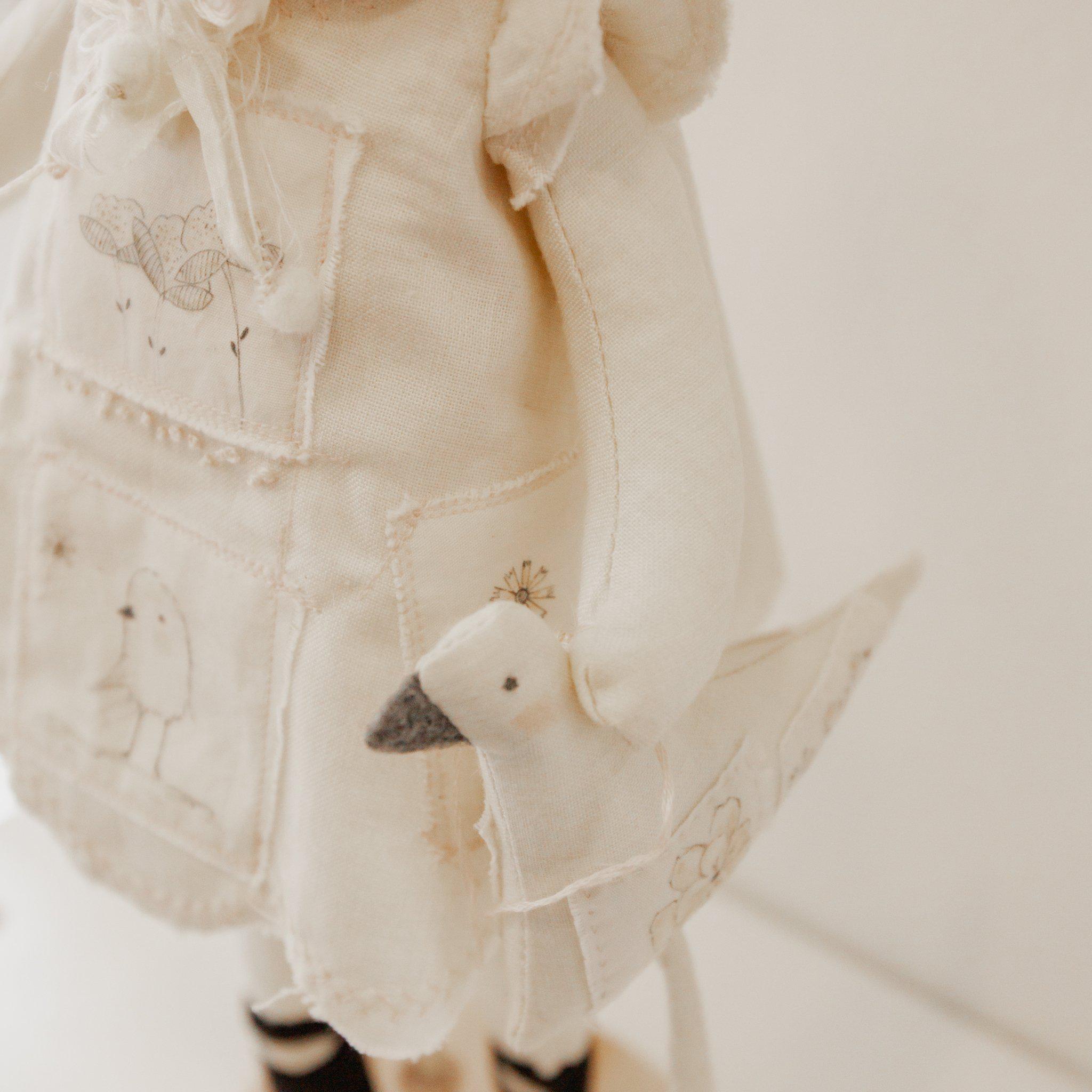 RETIRED - Hutch Studio - Sallie Annie 1 - One of a Kind Bunny、mySite、g9winljtr
