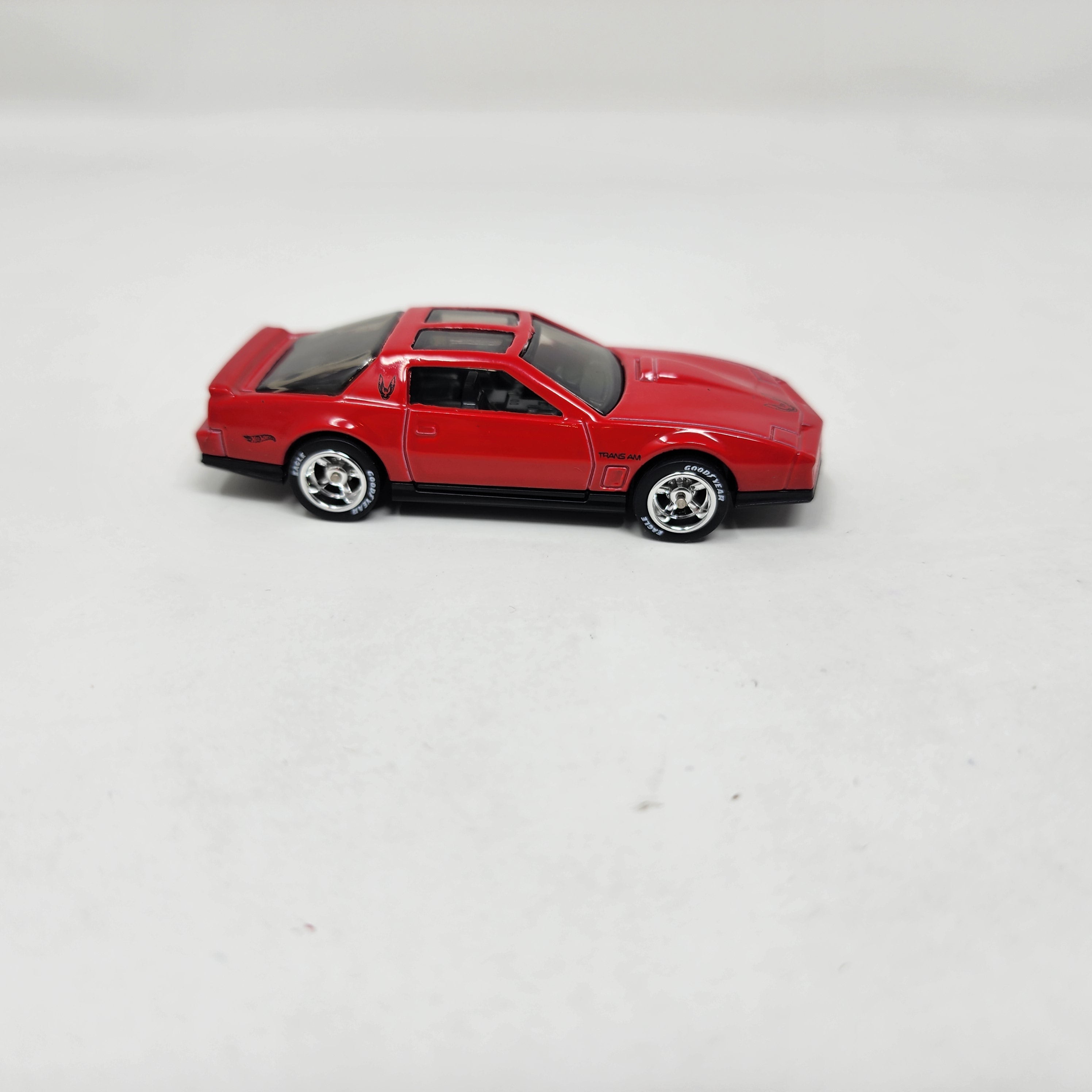 1984 Pontiac Firebird * Hot Wheels 1:64 scale Custom Build w/ Rubber Tires、mySite、hgirdovlk