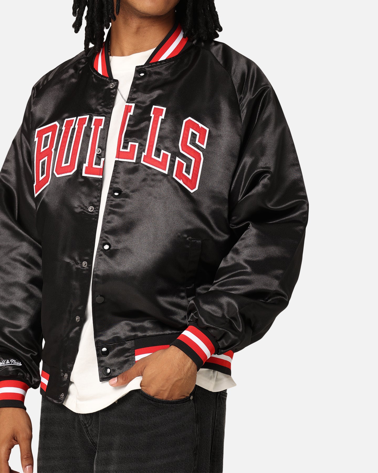 Mitchell & Ness Chicago Bulls Lightweight Satin Jacket Black、mySite、zt4zffjzw