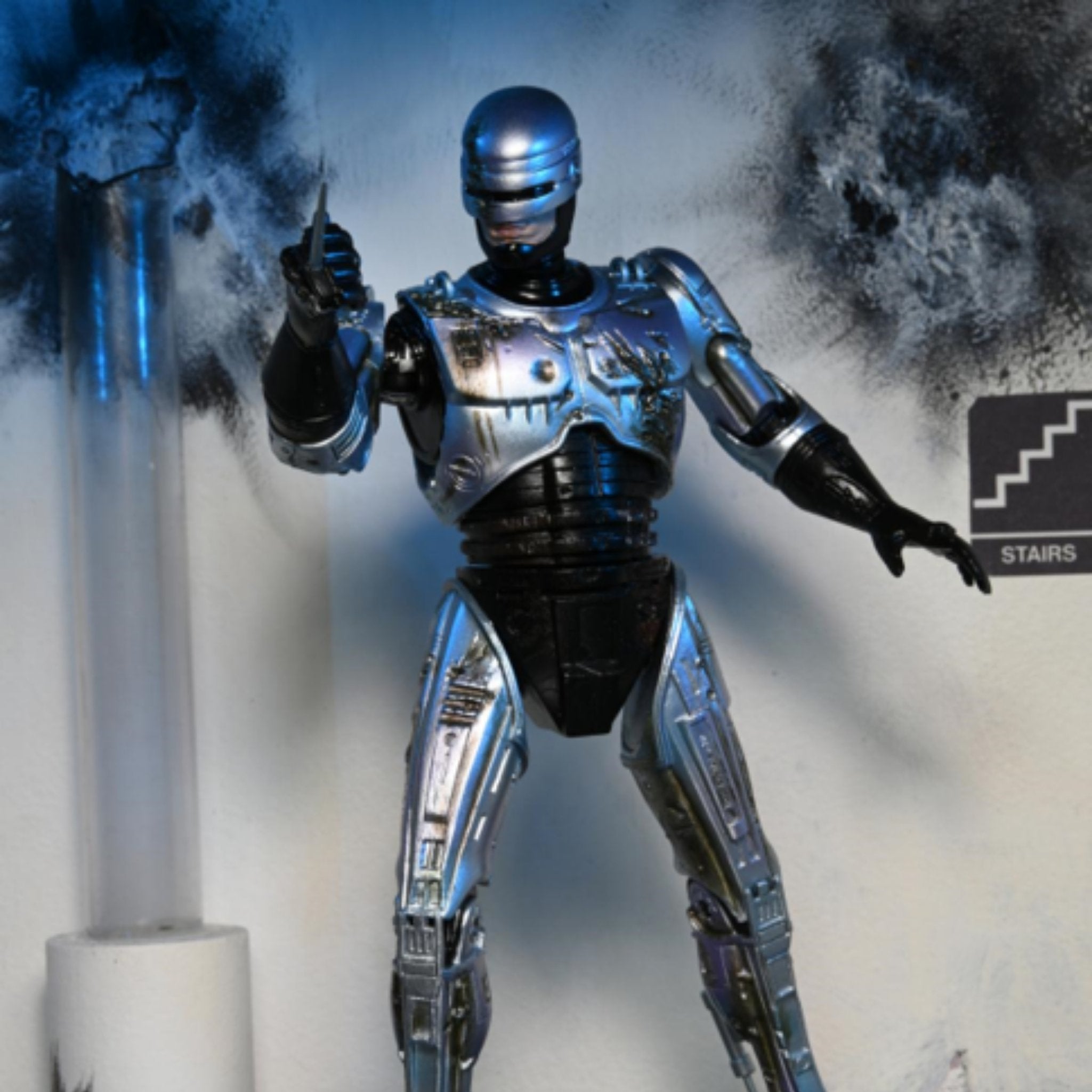 NECA Ultimate Battle Damaged RoboCop with Chair、mySite、hgirdovlk