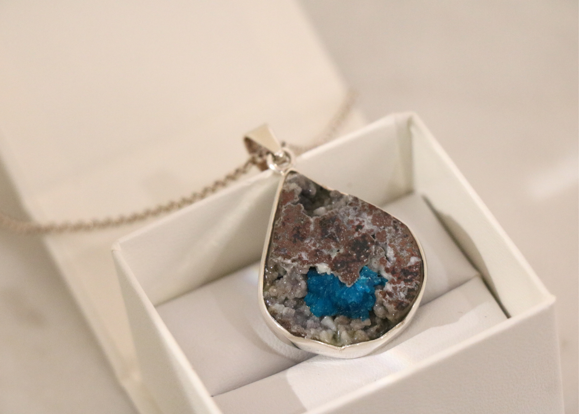 Raw Cavansite Pendant、mySite、topwebapps