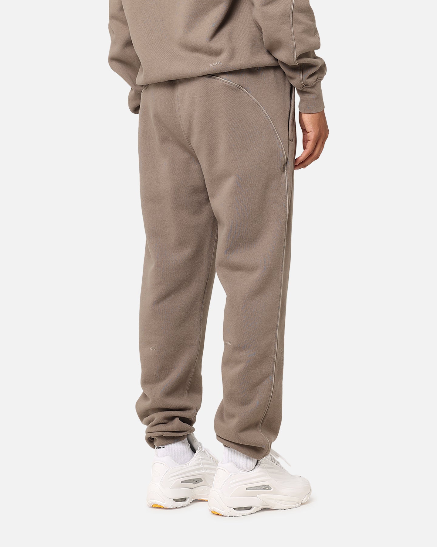 {product_title} - {shop_name}