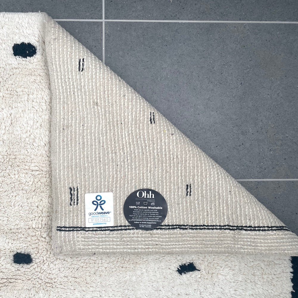 Cotton Berber Going Dotty Black Washable Area Rug、mySite、gigharbornorthrealestate