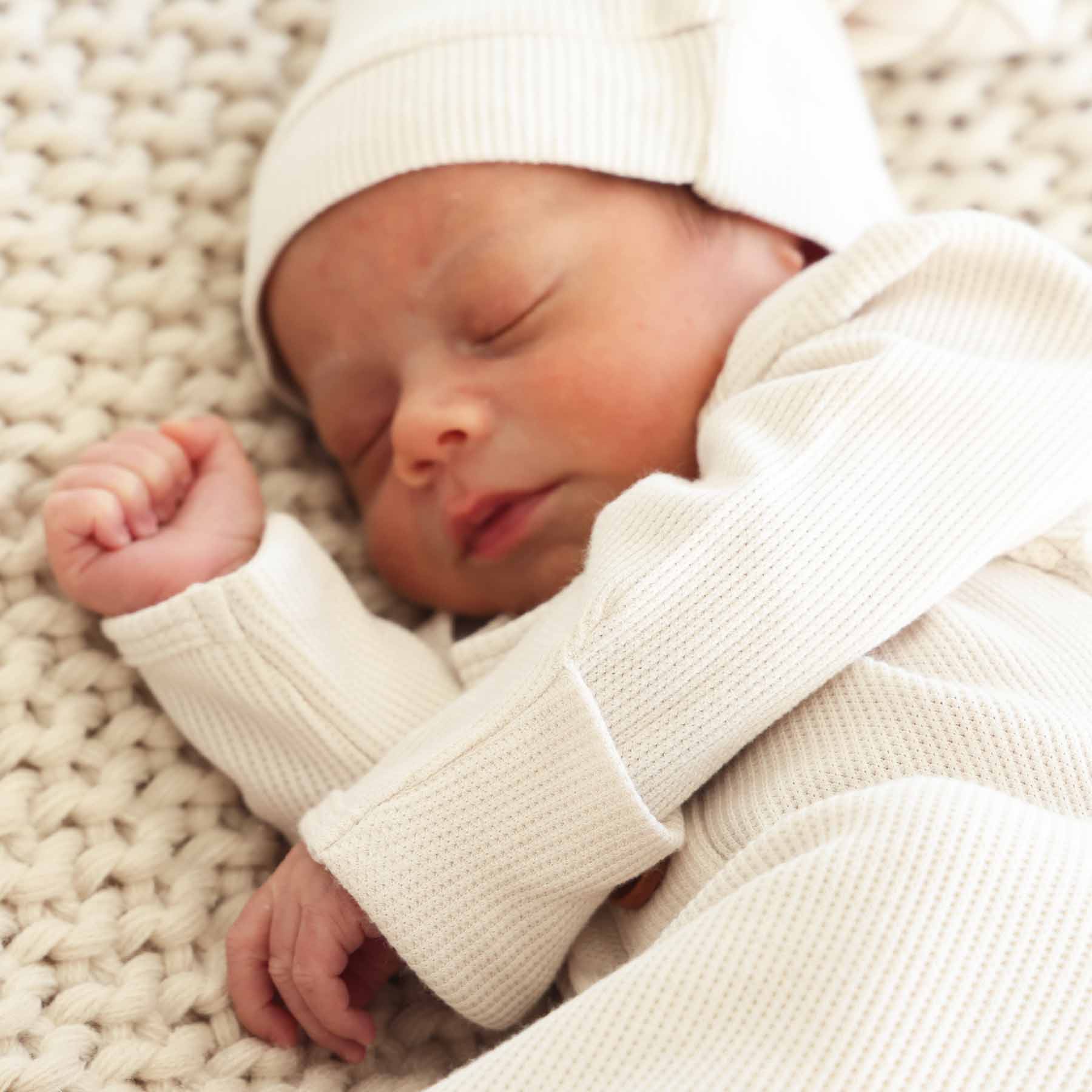  Eggshell Bamboo Waffle Newborn Baby Knot Gown & Hat Set、mySite、layawaytickets