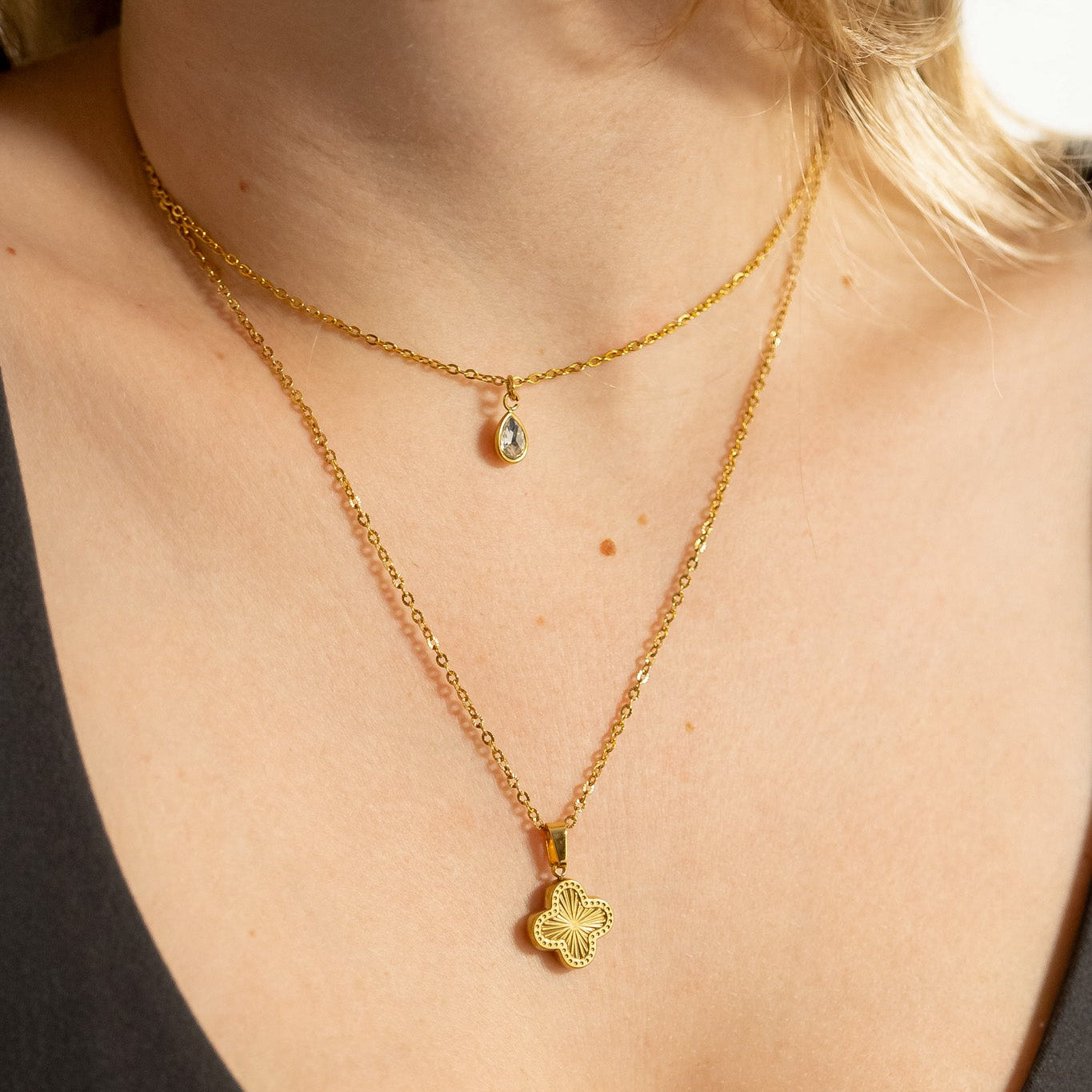 18K Gold PVD Stainless Steel Lucky Clover Charm Sunburst / PDL0270、mySite、dreamappss