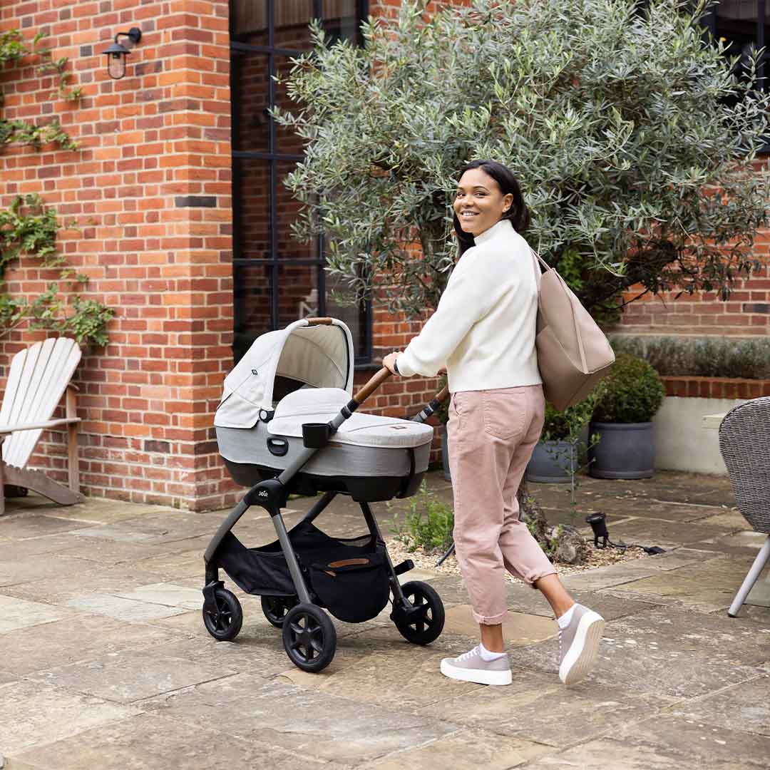  Joie Signature Calmi Car Seat - Eclipse、mySite、merchandisen