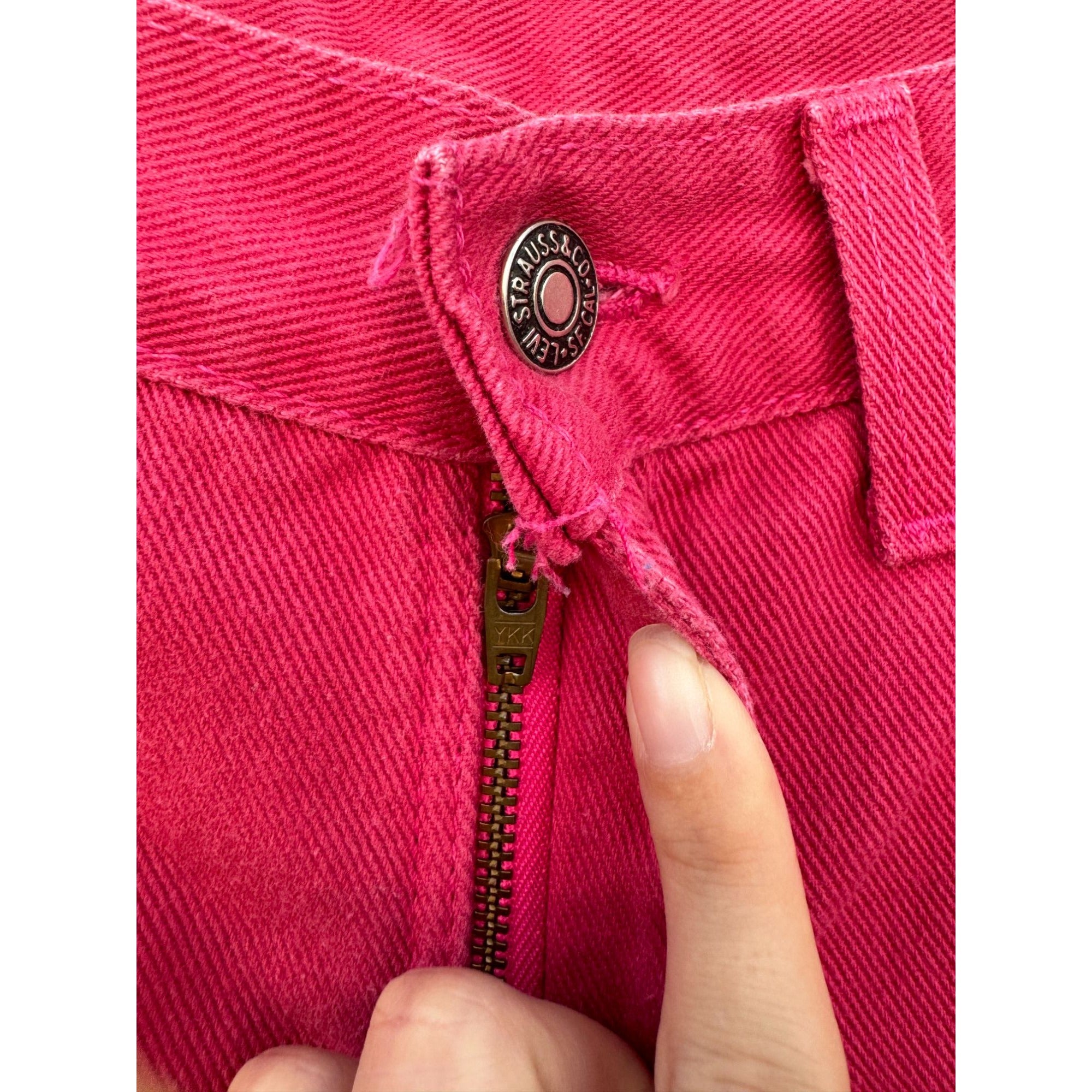 80's Levi's Native Blue Hot Pink Cut Off Raw Hem Denim Jean Shorts 9、mySite、garagedoors4me