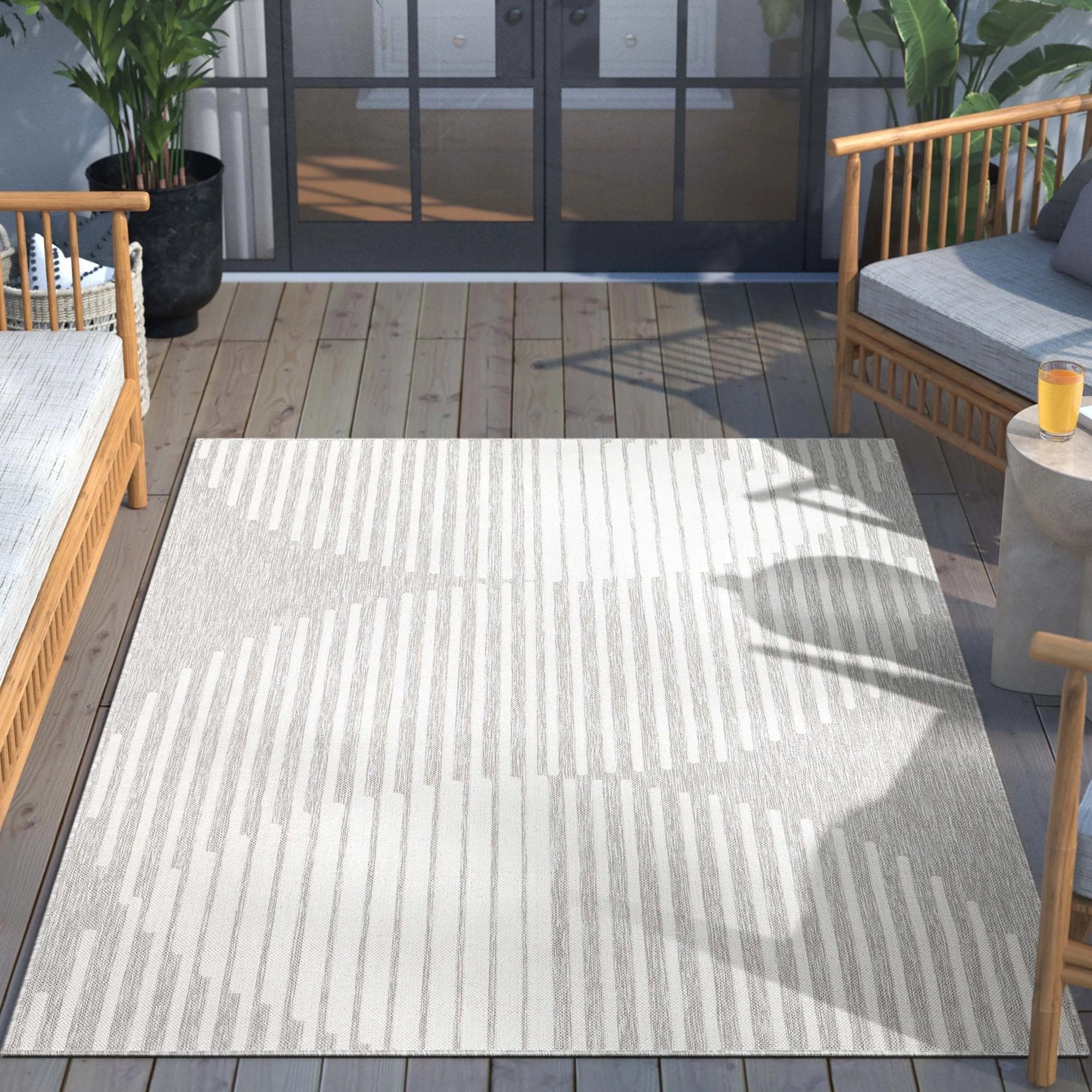 Alder Modern Stripes Indoor/Outdoor Ivory Grey Flat-Weave Rug、mySite、gigharbornorthrealestate