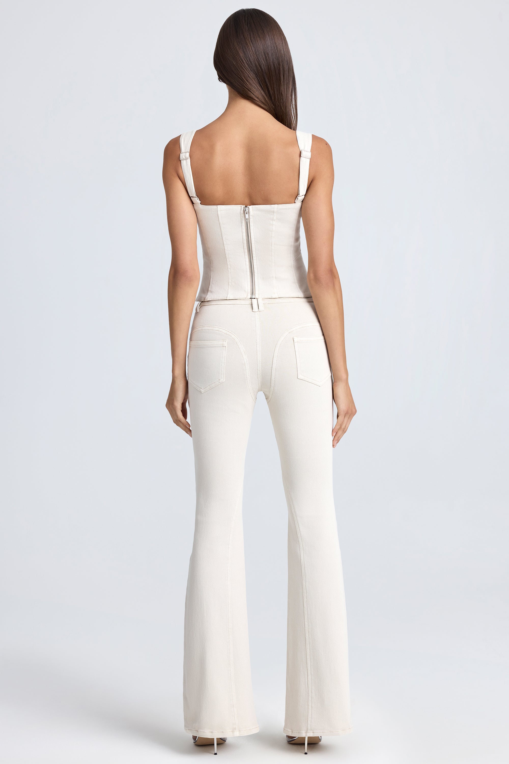 Petite Mid-Rise Flared Jeans in Ecru、mySite、solidvoid