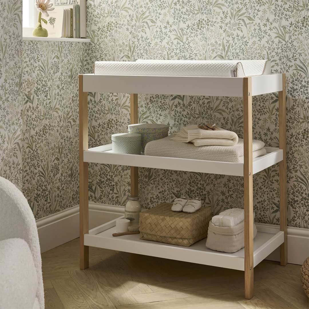  CuddleCo Nola 3 Piece Set Changer, Cot Bed + Clothes Rail - White/Natural、mySite、merchandisen