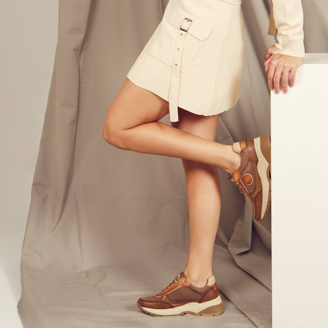 ZAPATO DE MUJER CARMELA 16111803、mySite、gtrtttuynbv