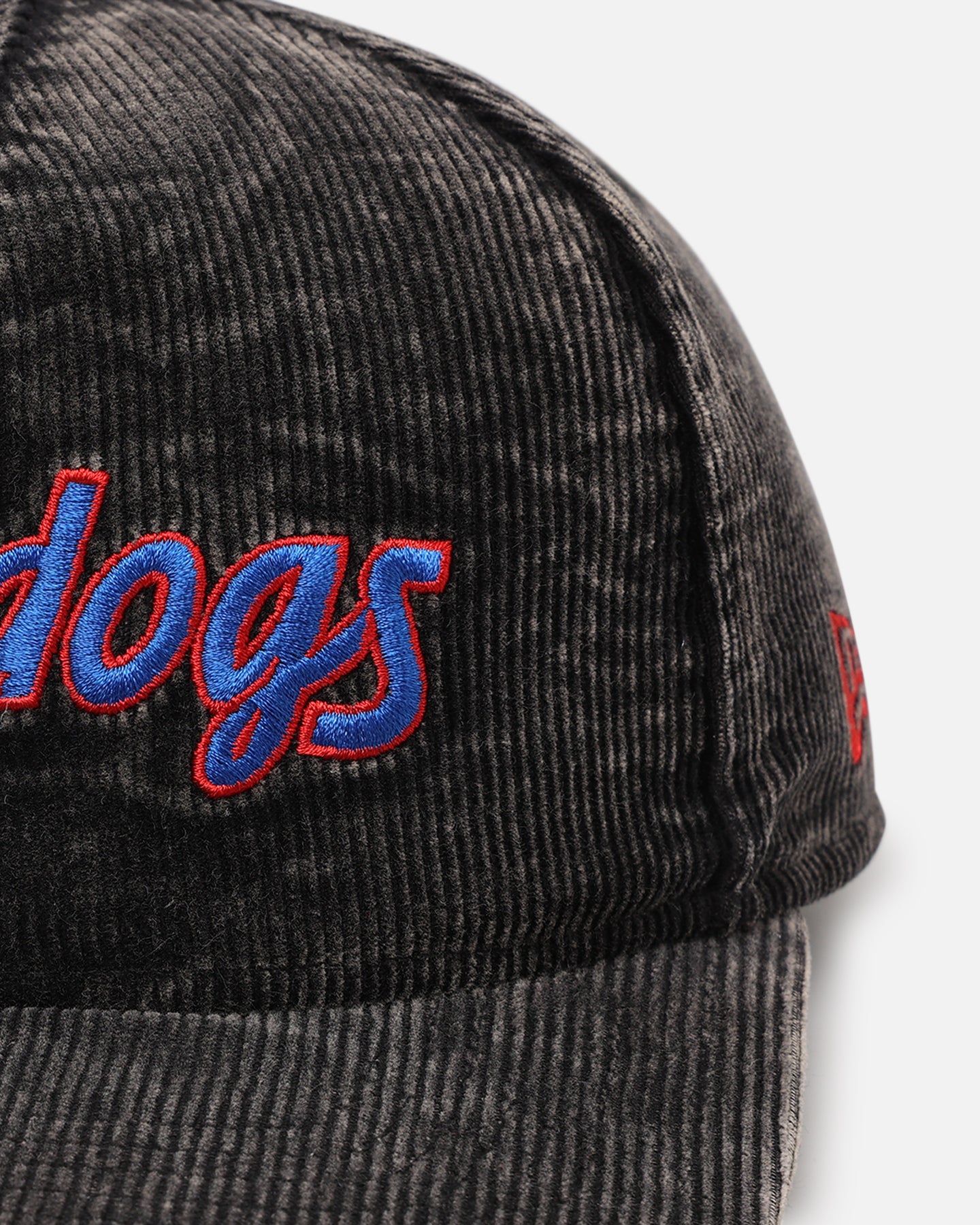 New Era Western Bulldogs 'Washed Corduroy' Pre-Curved Golfer Snapback Black/Kelly Green、mySite、zt4zffjzw
