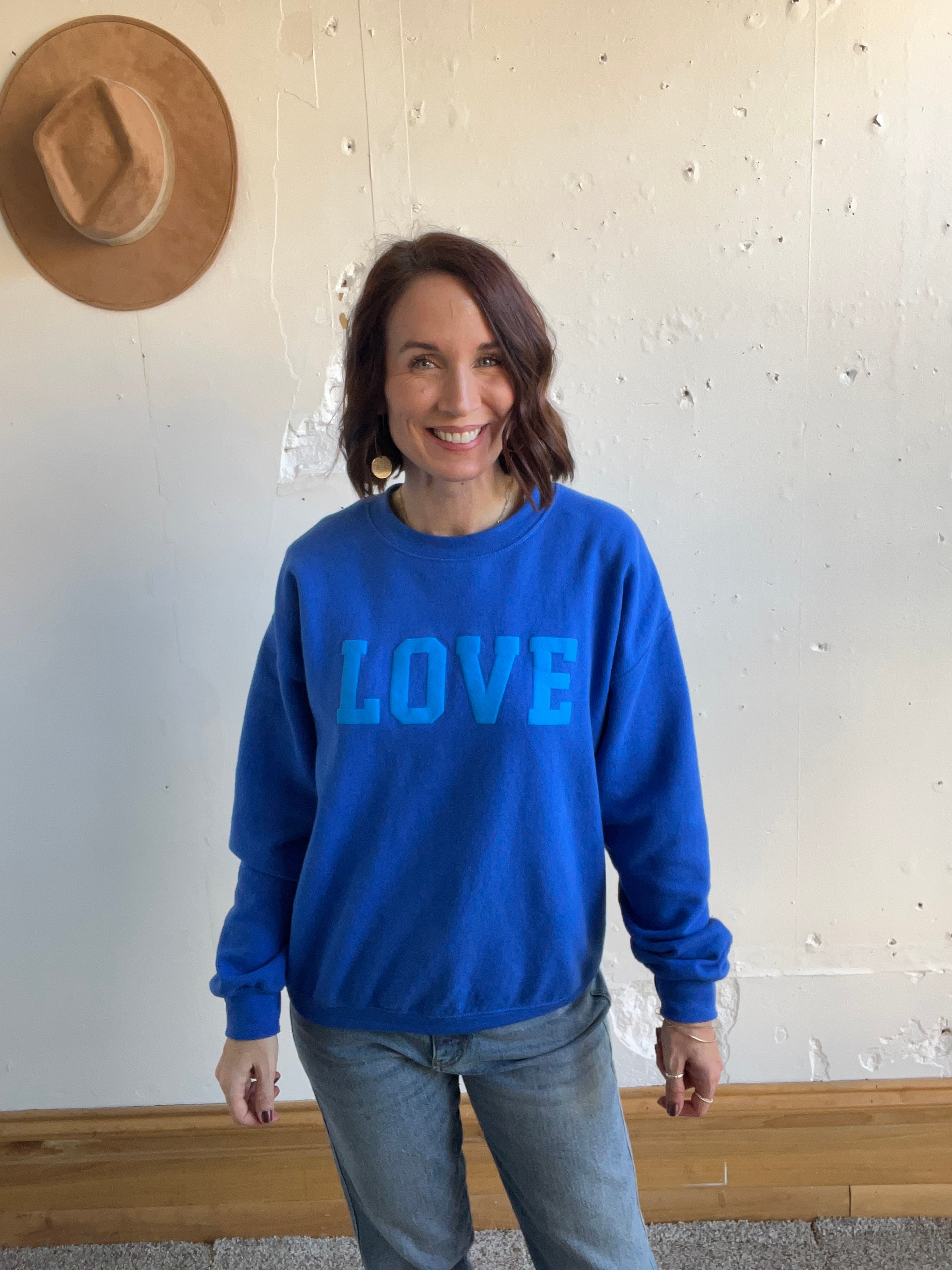 Love Varsity Sweatshirt、mySite、garagedoors4me