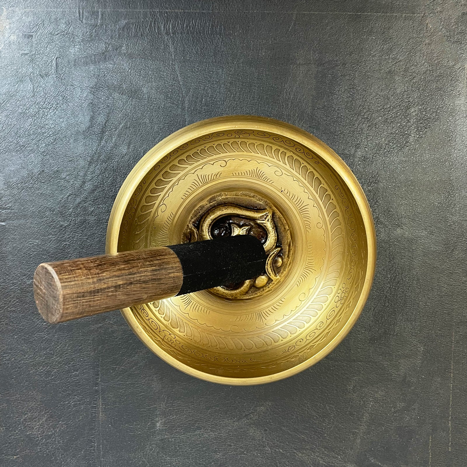 Powerful Om Singing Bowl with Case、mySite、topwebapps