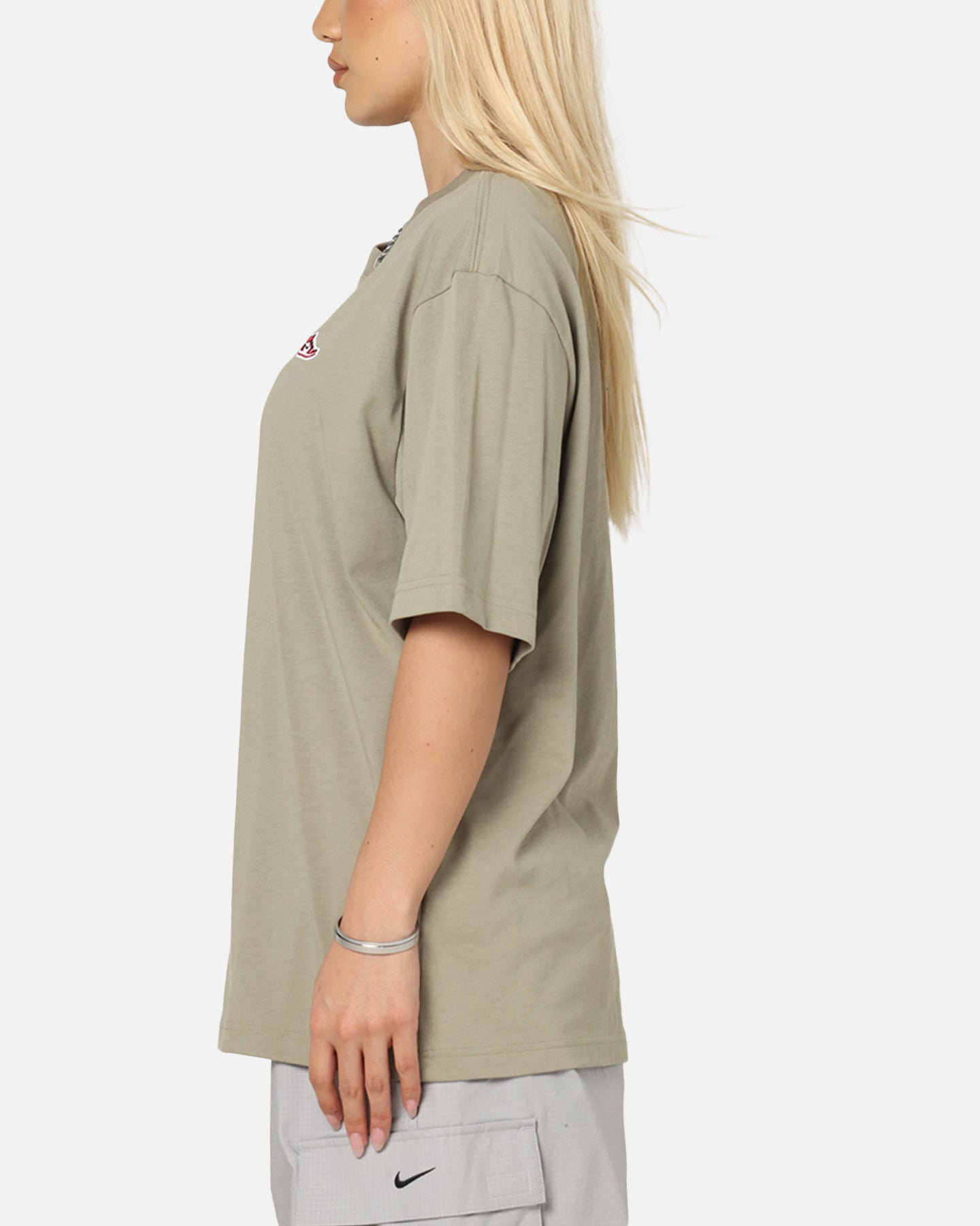 Jordan Brand Sneaker Patch Crewneck T-Shirt Khaki/Black、mySite、zt4zffjzw