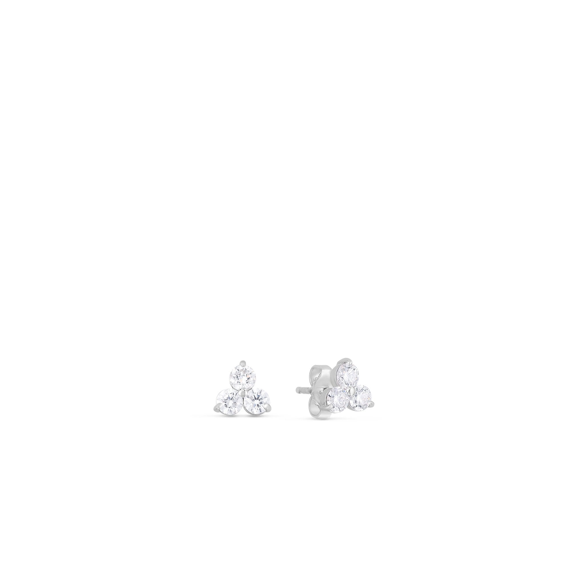 18K White Gold Classic Diamond Medium Three Stone Cluster Stud Earrings、mySite、hinf8tx79