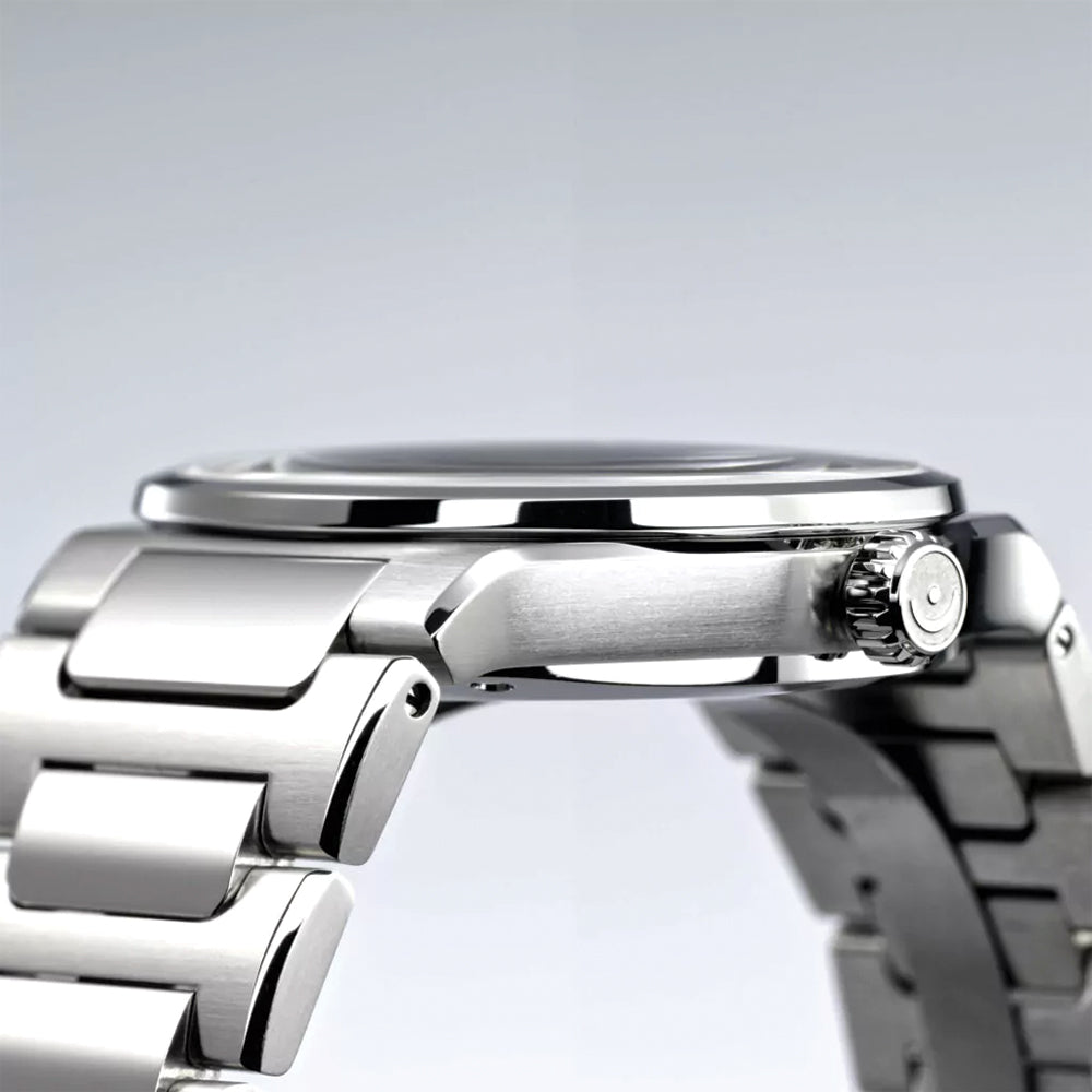 Kaenos 40mm - Grey on Bracelet、mySite、botmansion