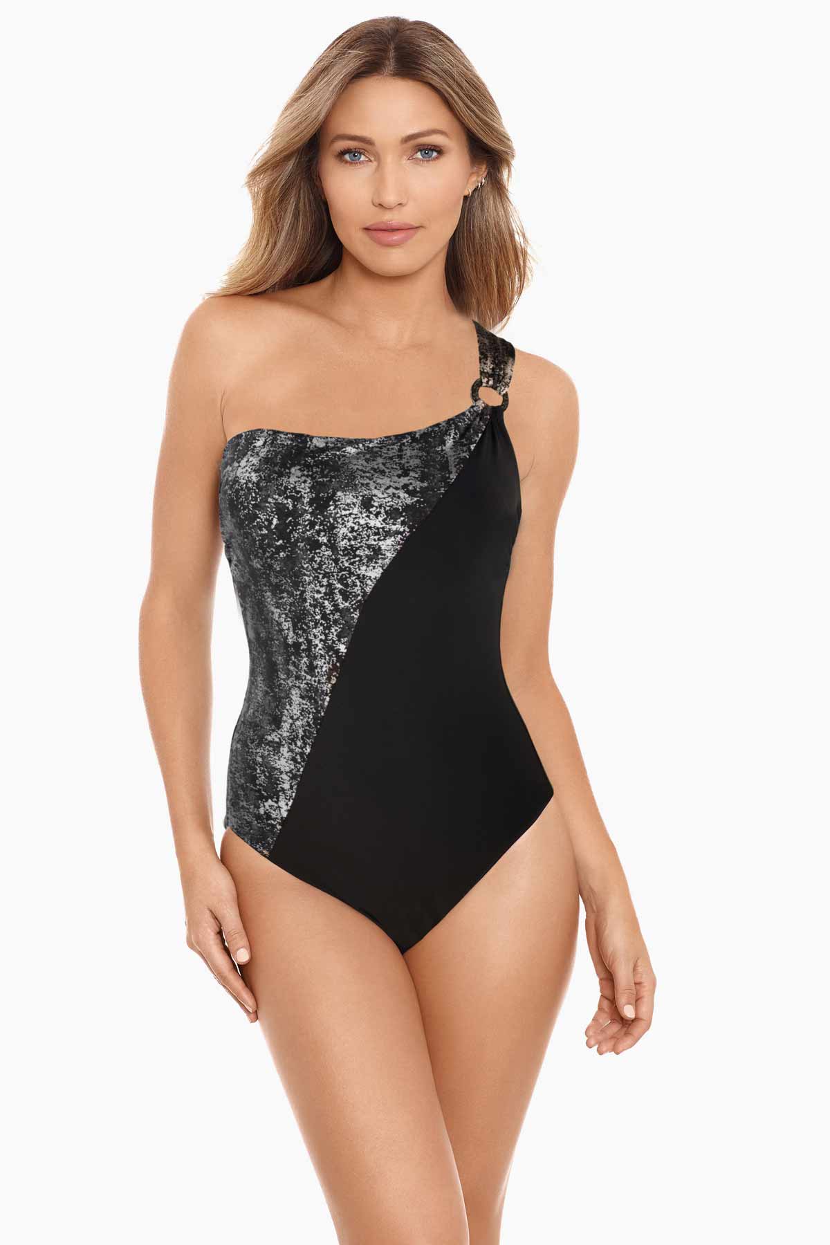  Cassandra One Piece in Into The Mystic、mySite、justintrudeaud