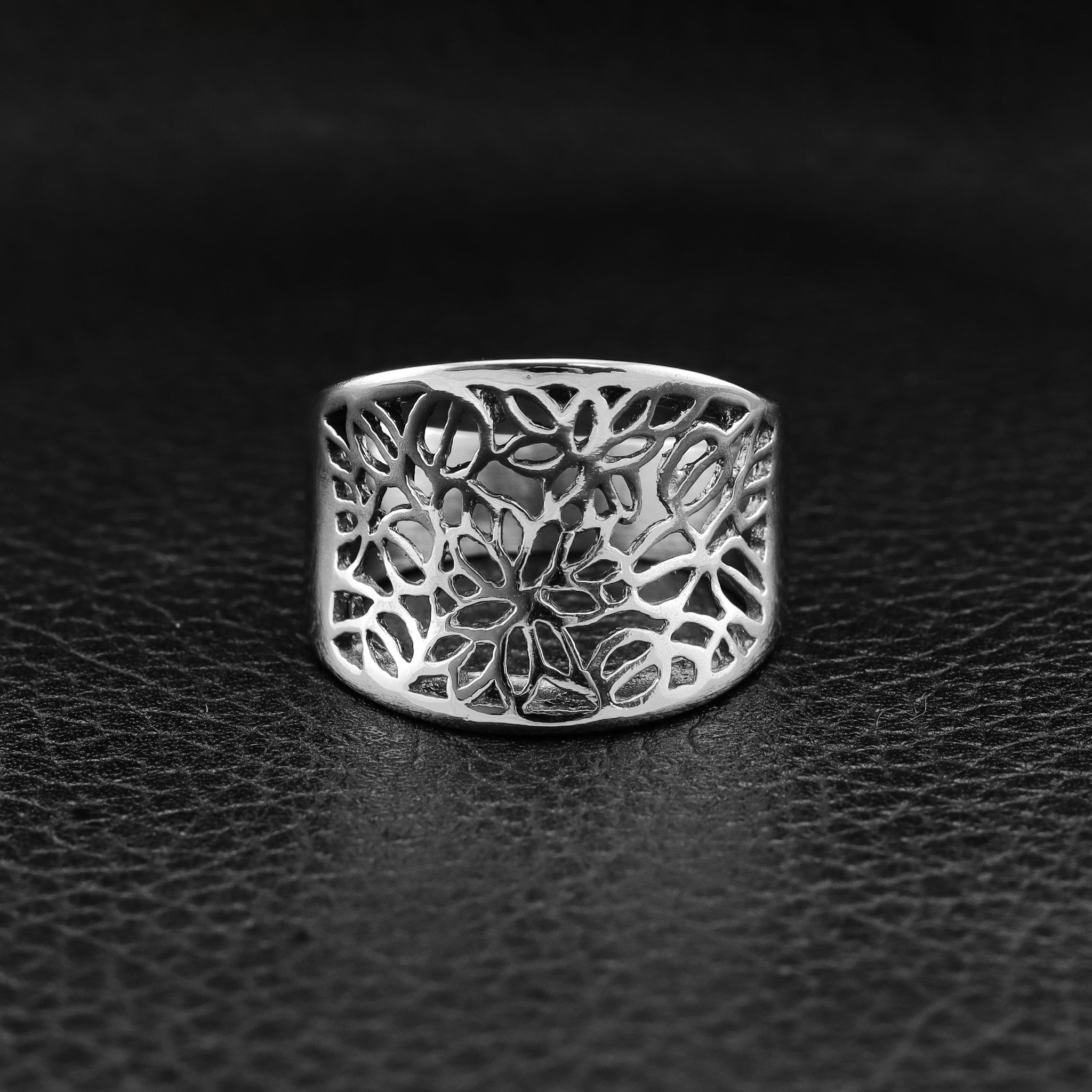 Detailed Patterned Cutout Stainless Steel Ring / SCR4073、mySite、dreamappss