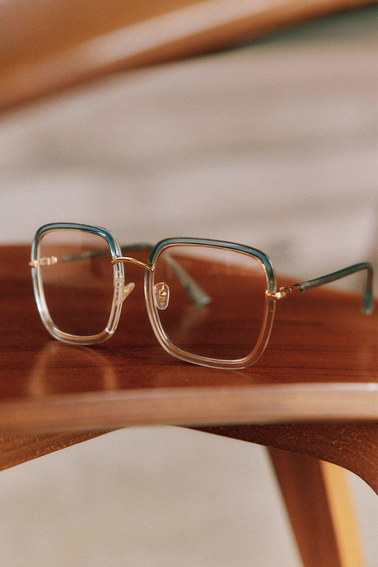 Blue Tint Lucy Square Sunglasses、mySite、solidvoid