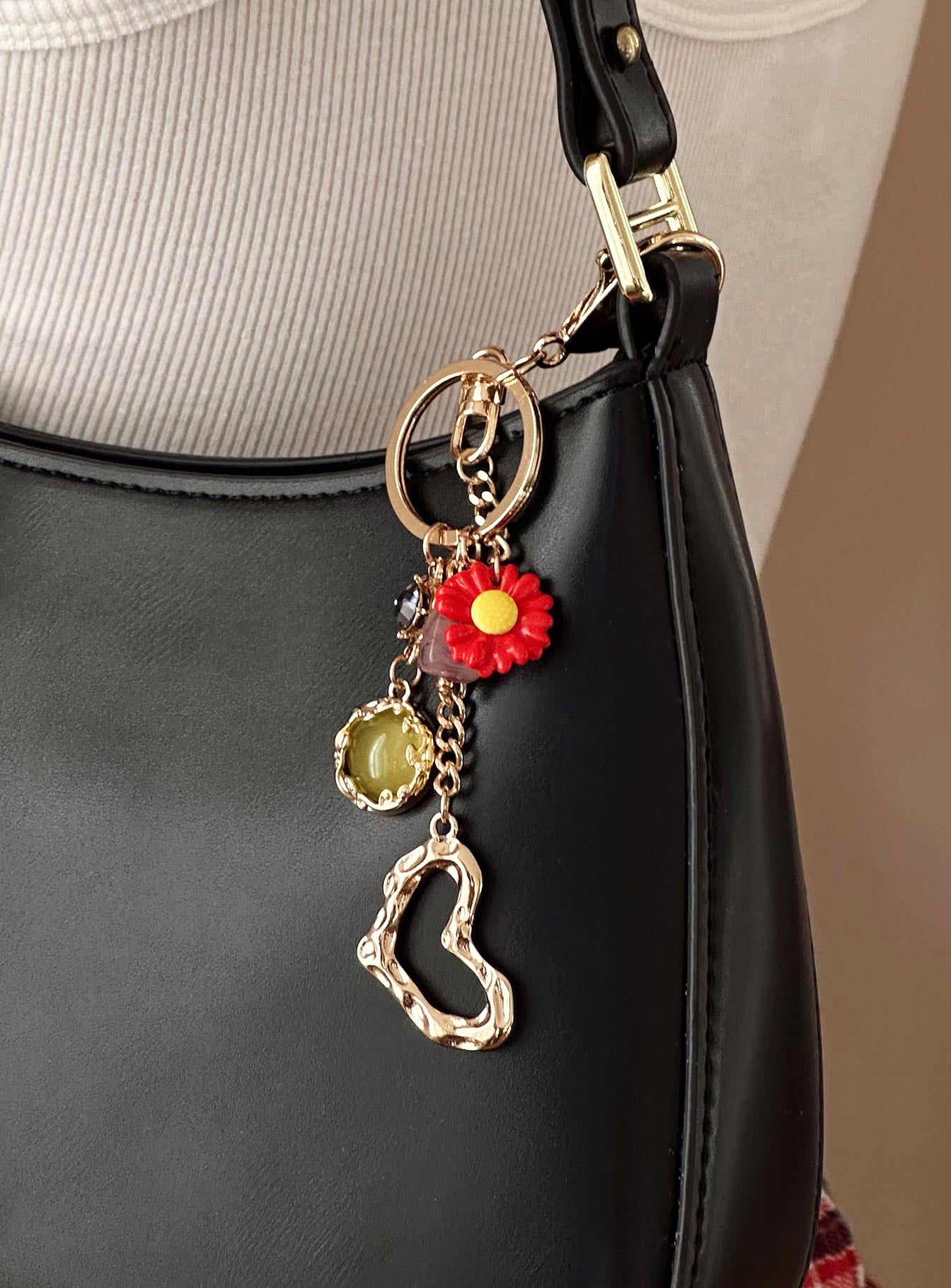 Maximiliano Key Chain Gold、mySite、solidvoid