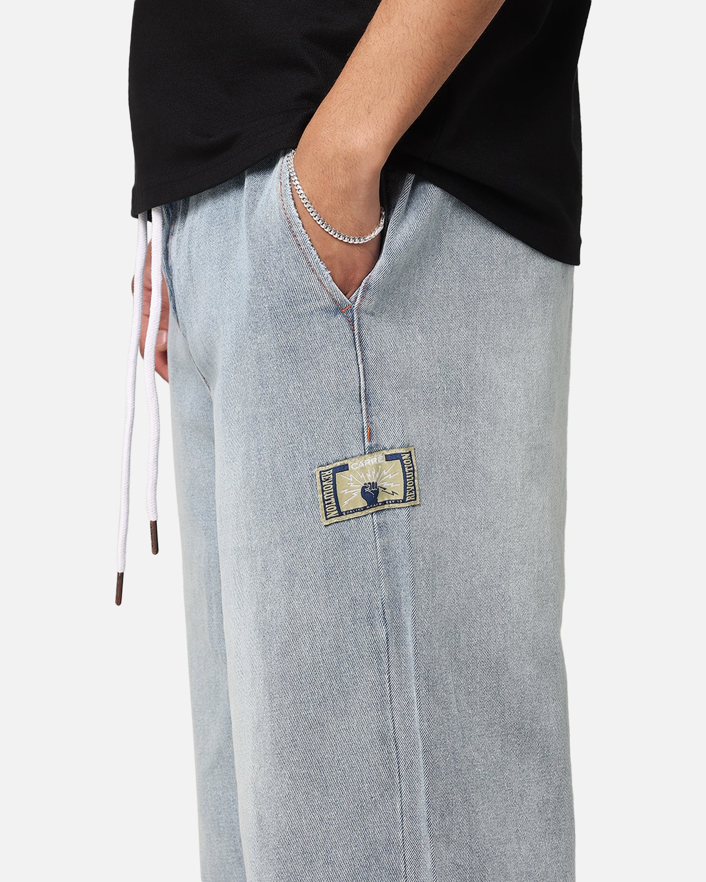 {product_title} - {shop_name}