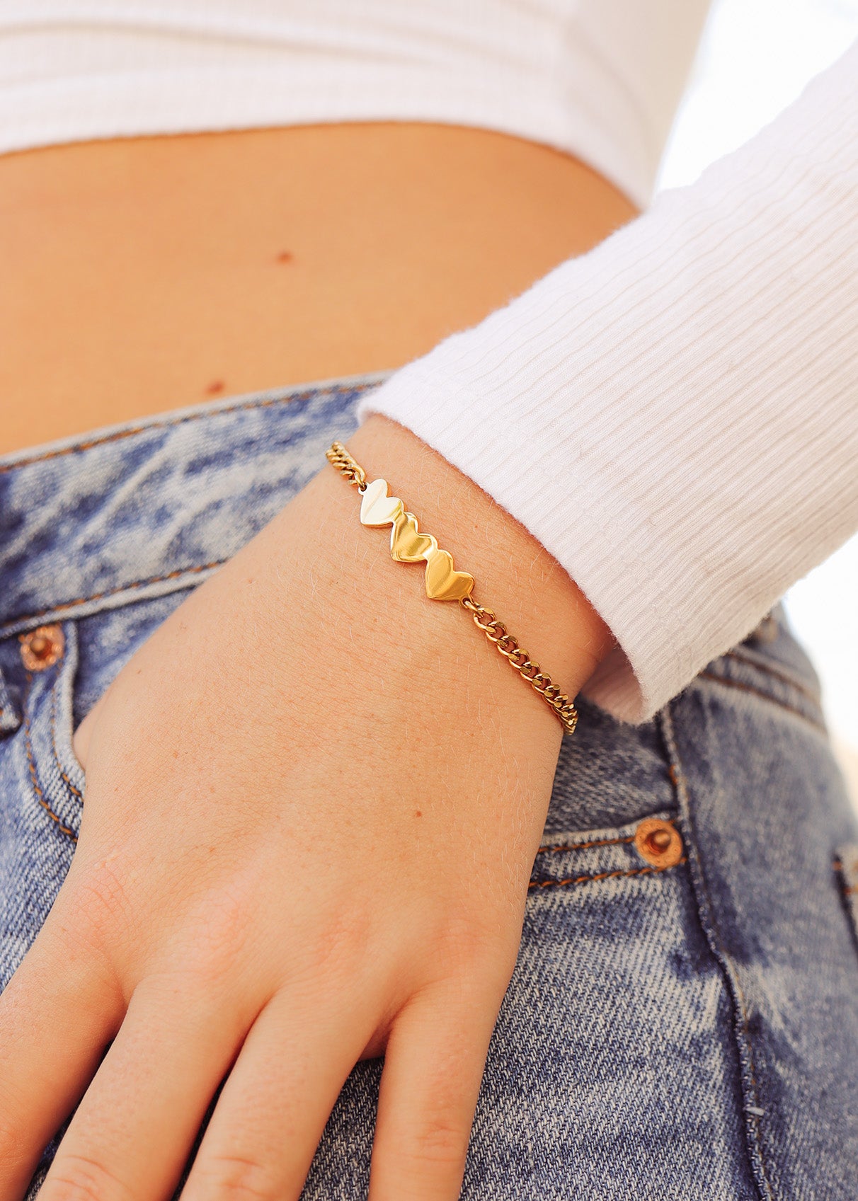 18K Gold PVD Stainless Steel Engravable 3 Hearts on Curb Chain Bracelet / SBB0367、mySite、dreamappss