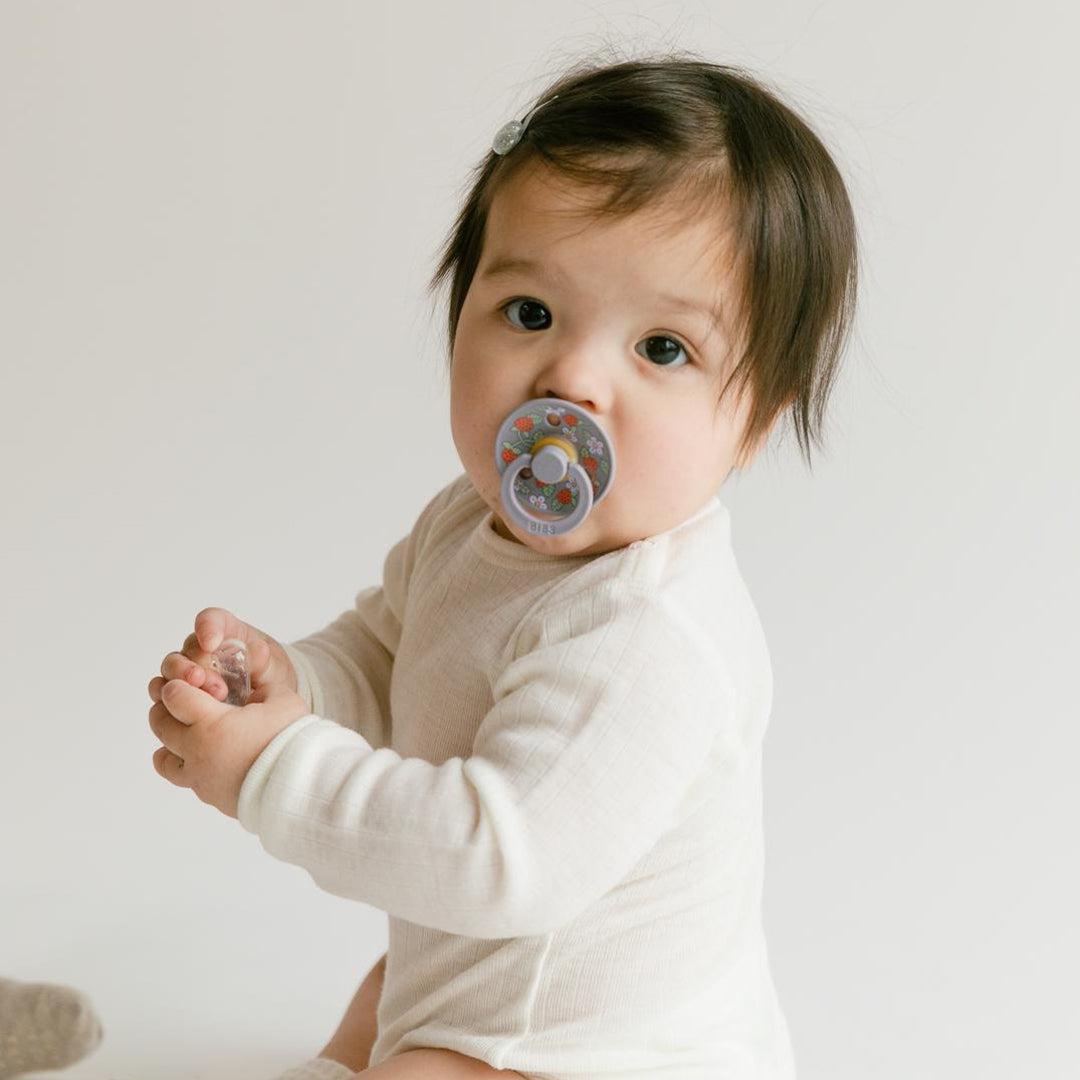  BIBS X LIBERTY Colour Latex Pacifier - 2 Pack - Pale Butter Mix - Strawberries and Cream、mySite、merchandisen