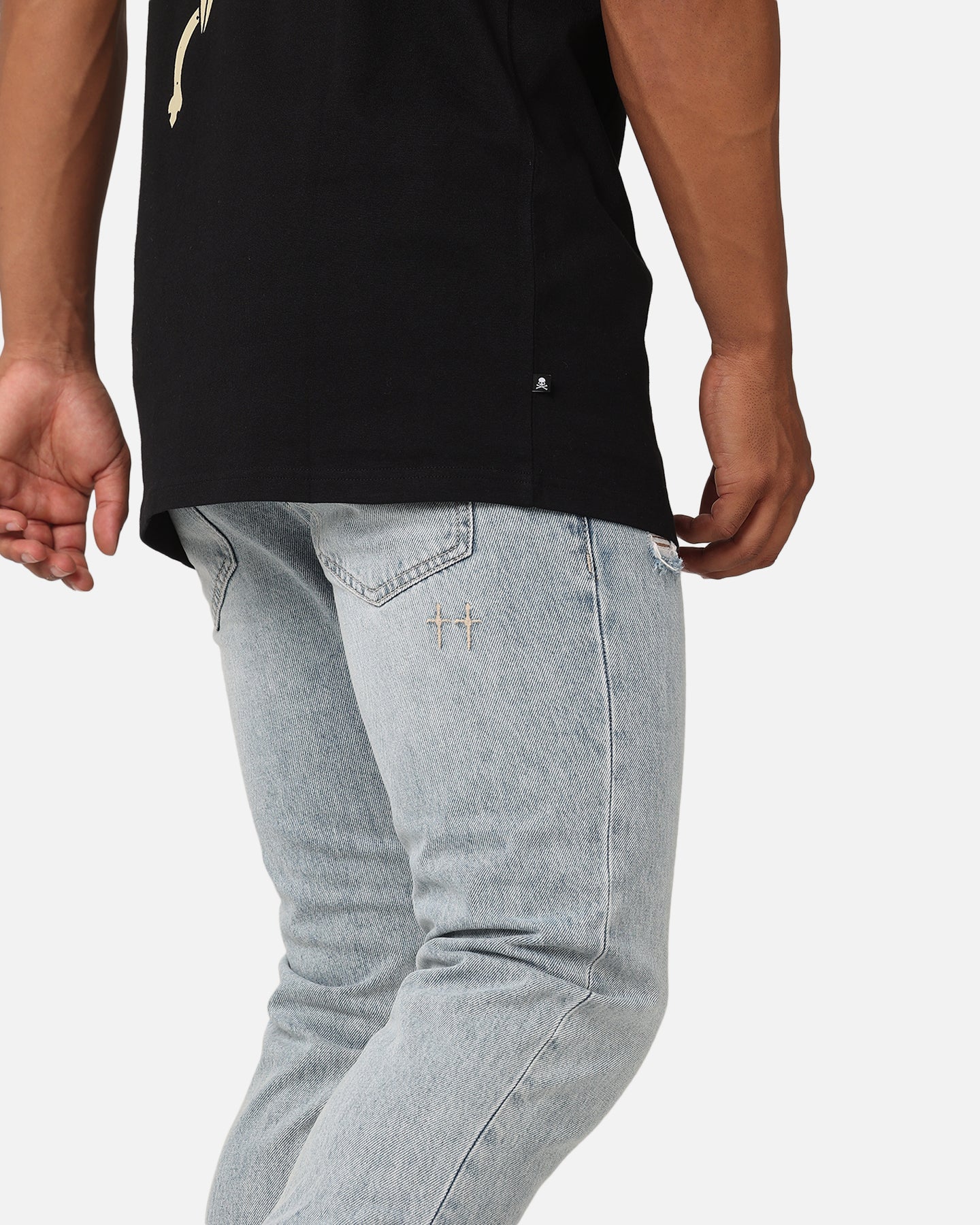 {product_title} - {shop_name}