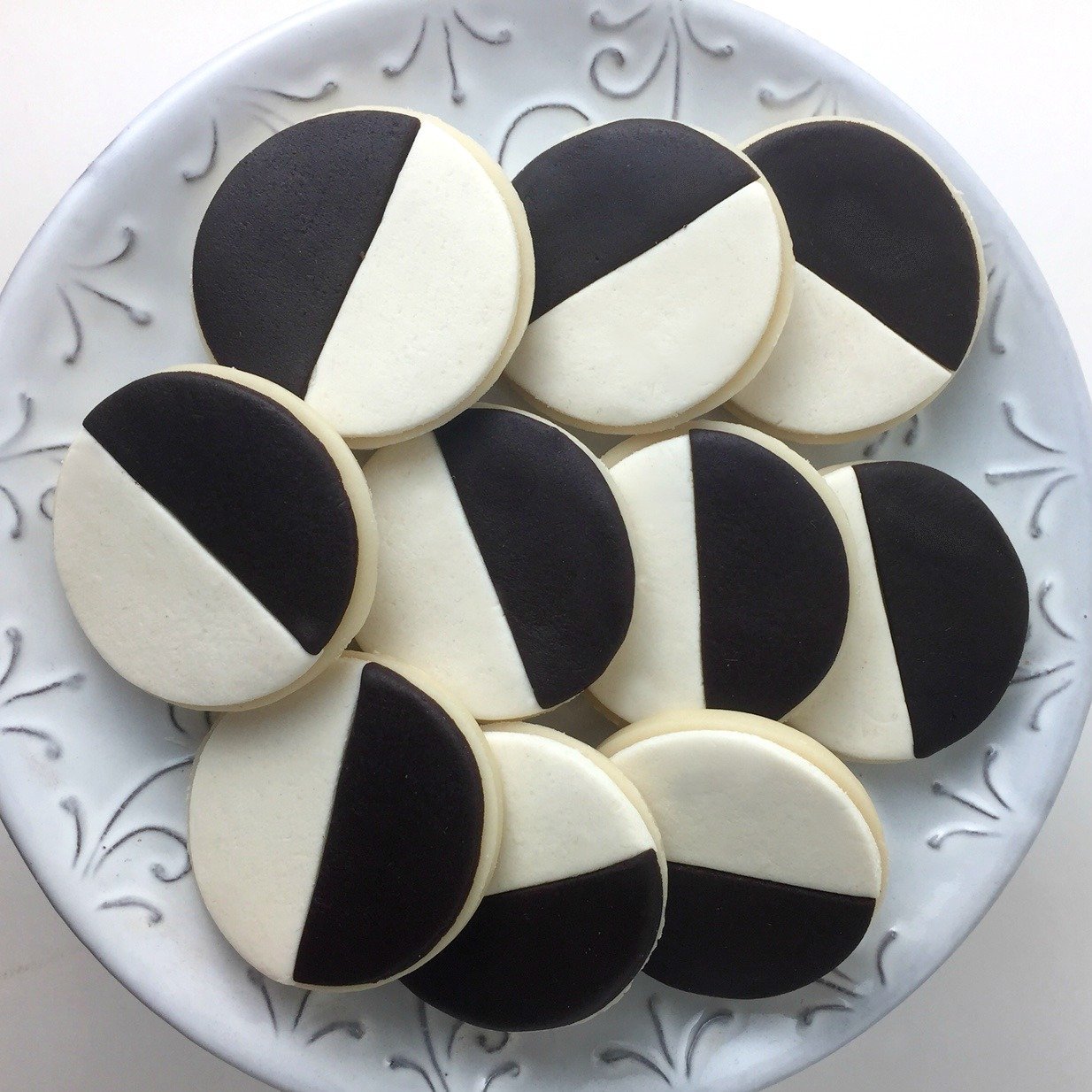Marzipan Black & White Cookies、mySite、topwebapps