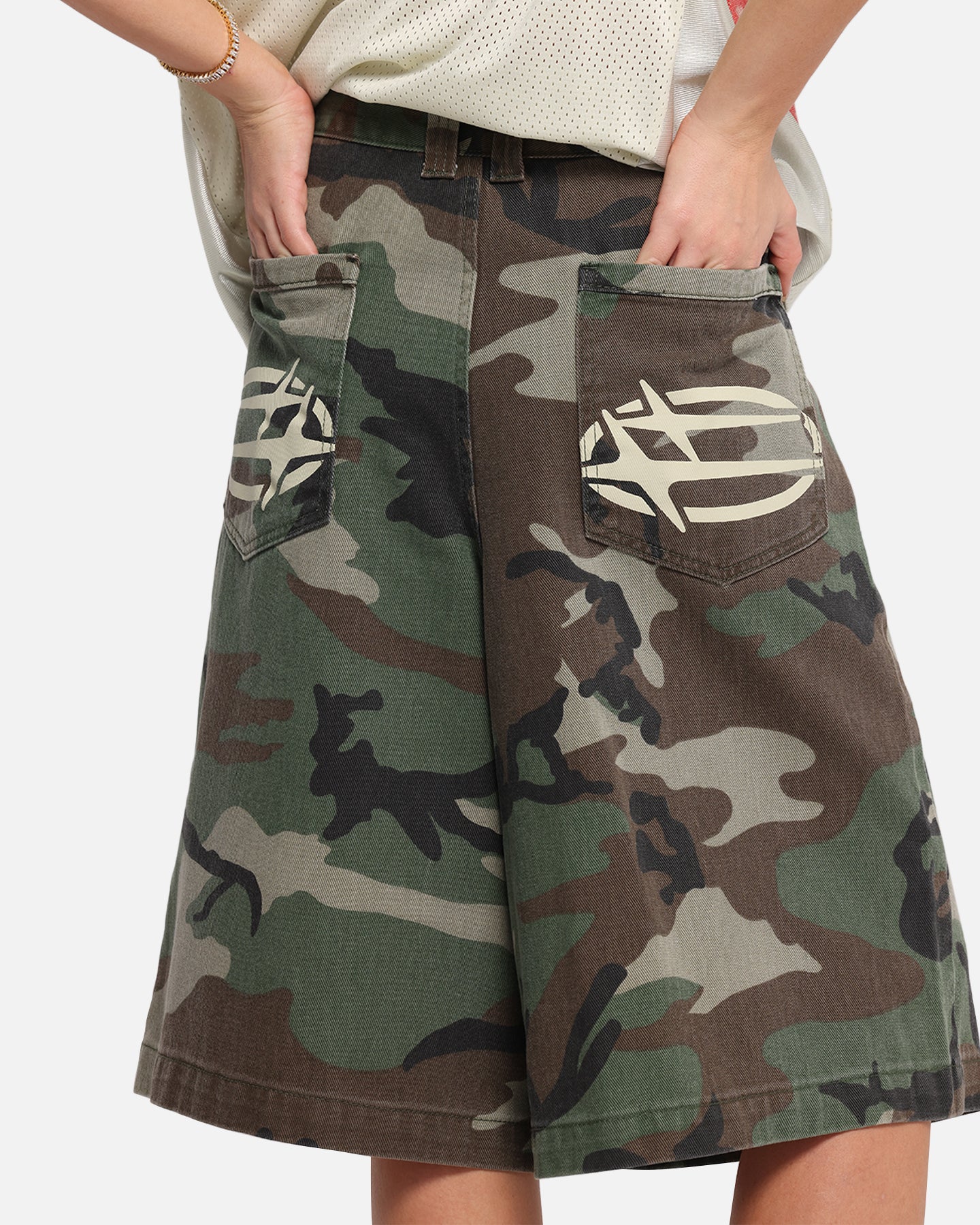Loiter 3 Quarter Shorts Woodland Camo、mySite、zt4zffjzw