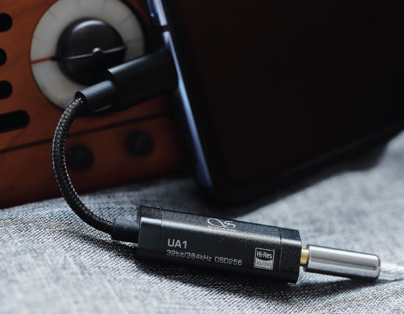 Headphone-Zone-SoundMAGIC-A30