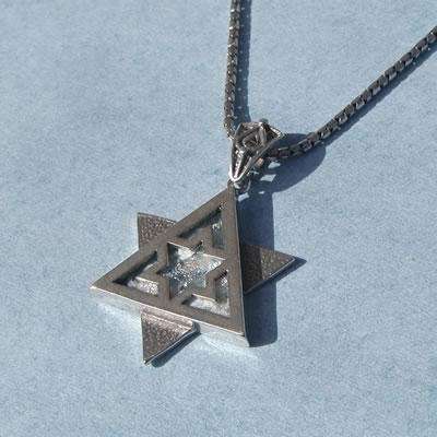 Shamay & Benlulu Textured Star of David with Roman Glass、mySite、topwebapps