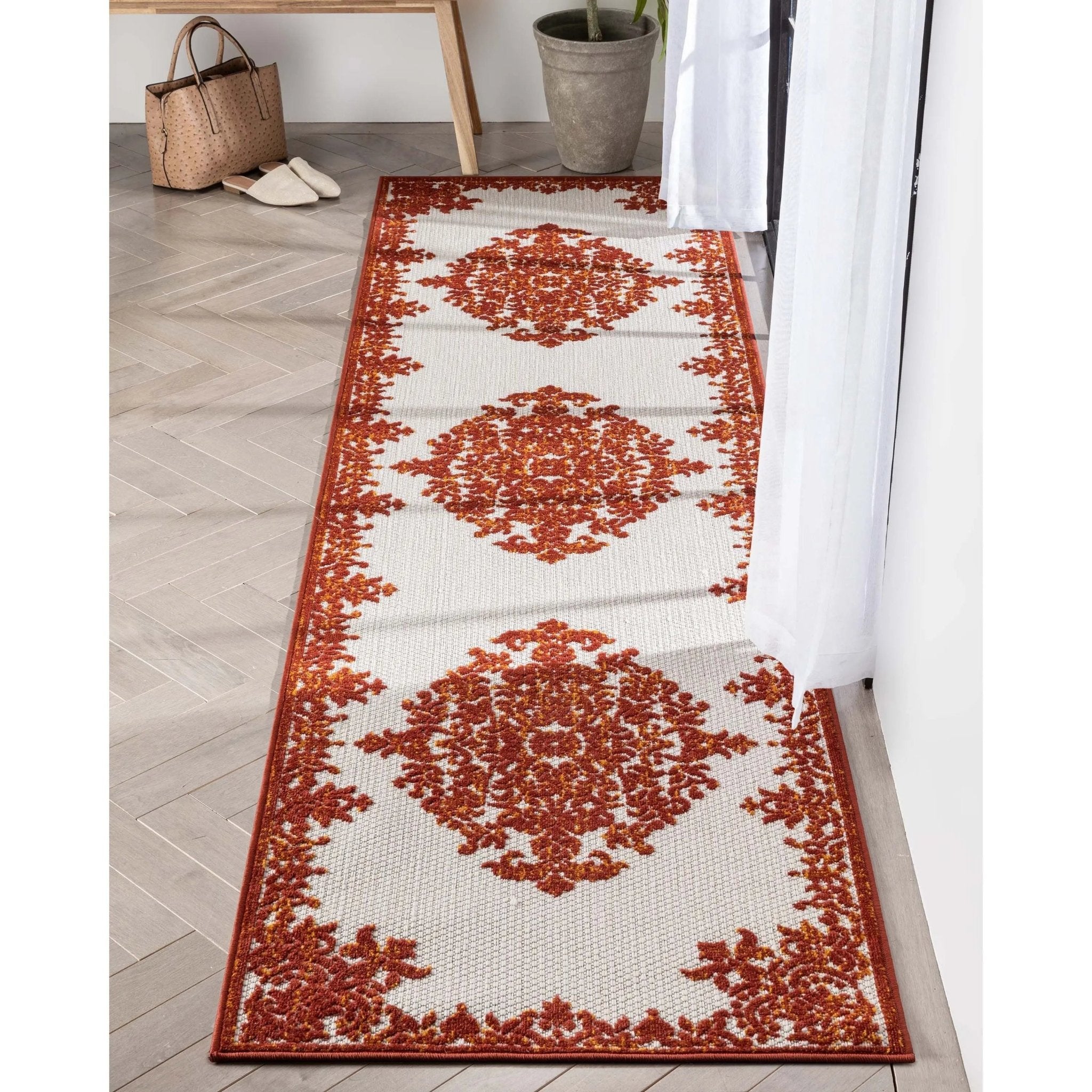 Arid Modern Medallion Persian Indoor/Outdoor Terracotta High-Low Rug、mySite、gigharbornorthrealestate