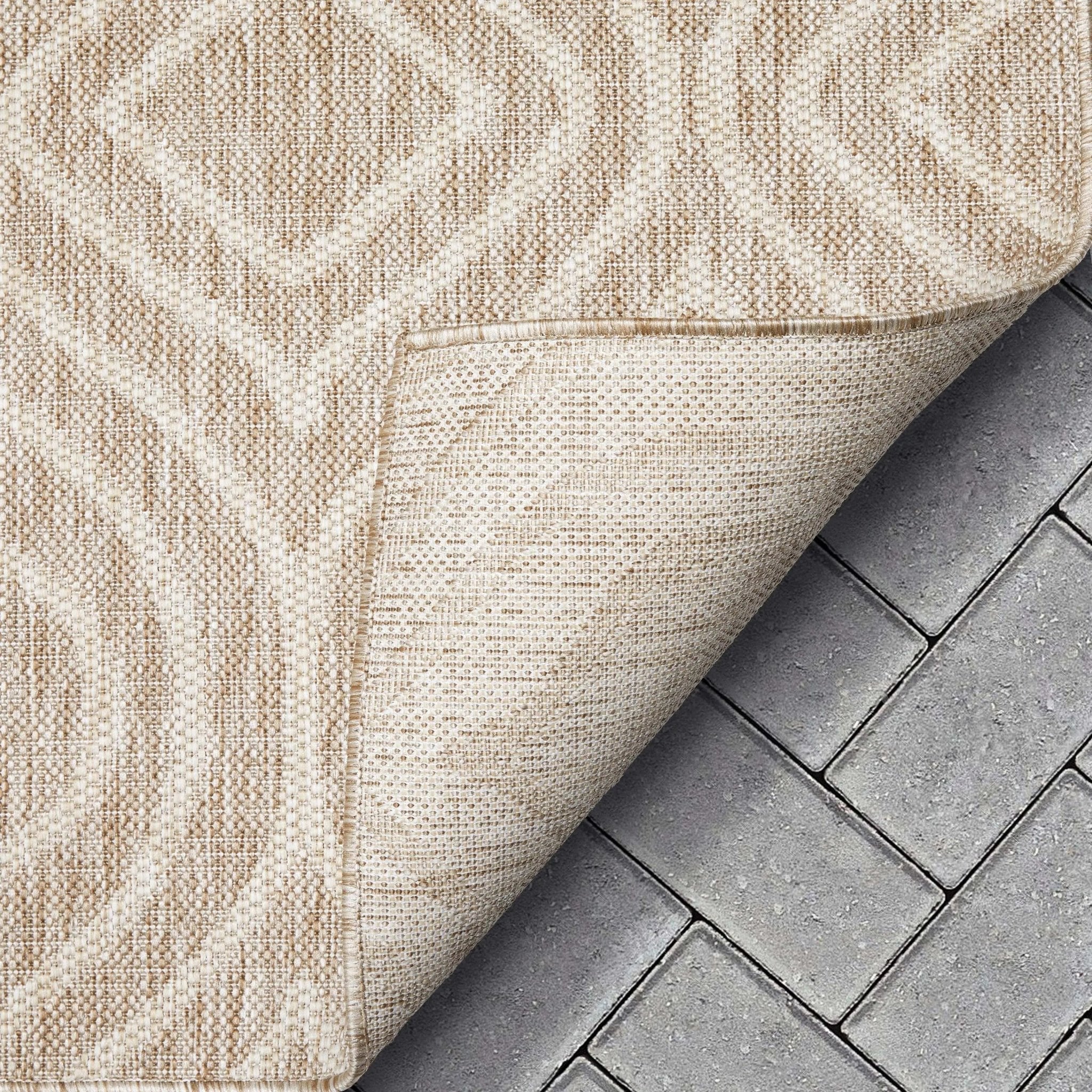 Ludo Lattice Trellis Indoor/Outdoor Beige Textured Rug、mySite、gigharbornorthrealestate