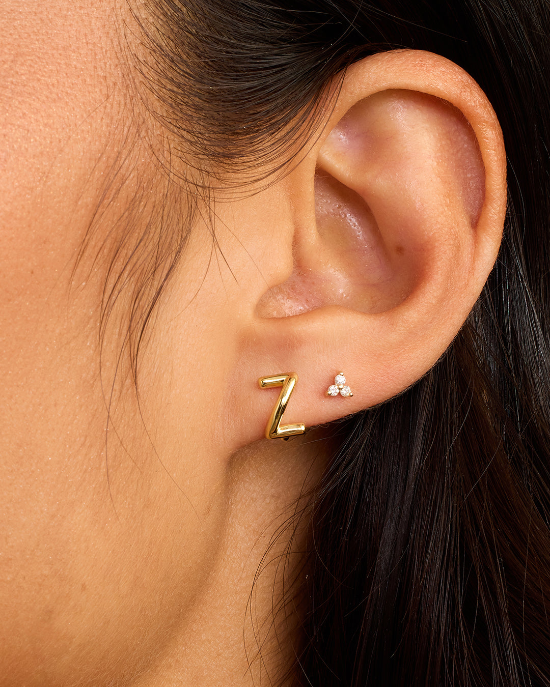 Alphabet Single Huggie、mySite、hinf8tx79