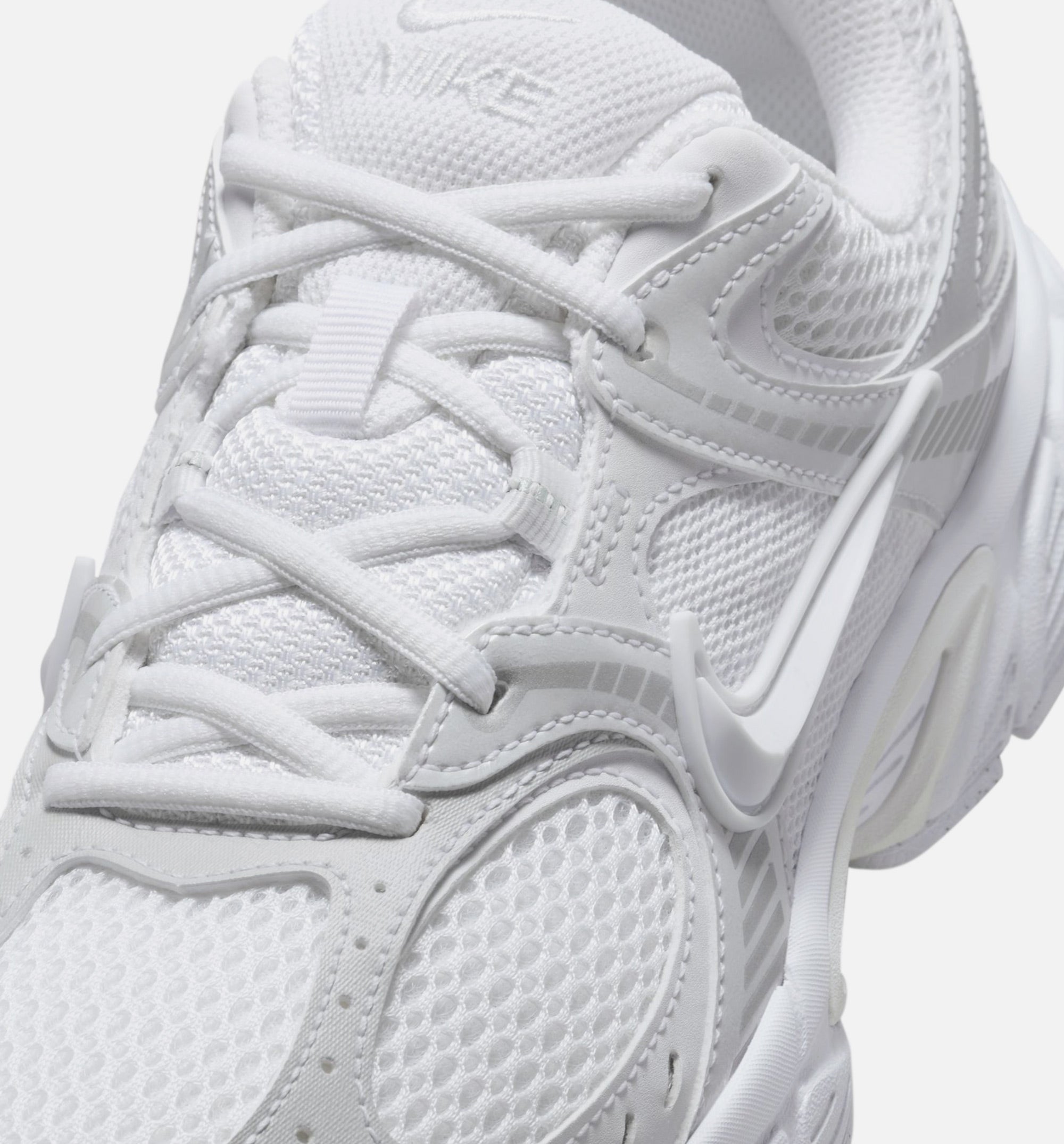 V5 RNR Womens Lifestyle Shoe - White/Black/Metallic Silver/White、mySite、dreamappss