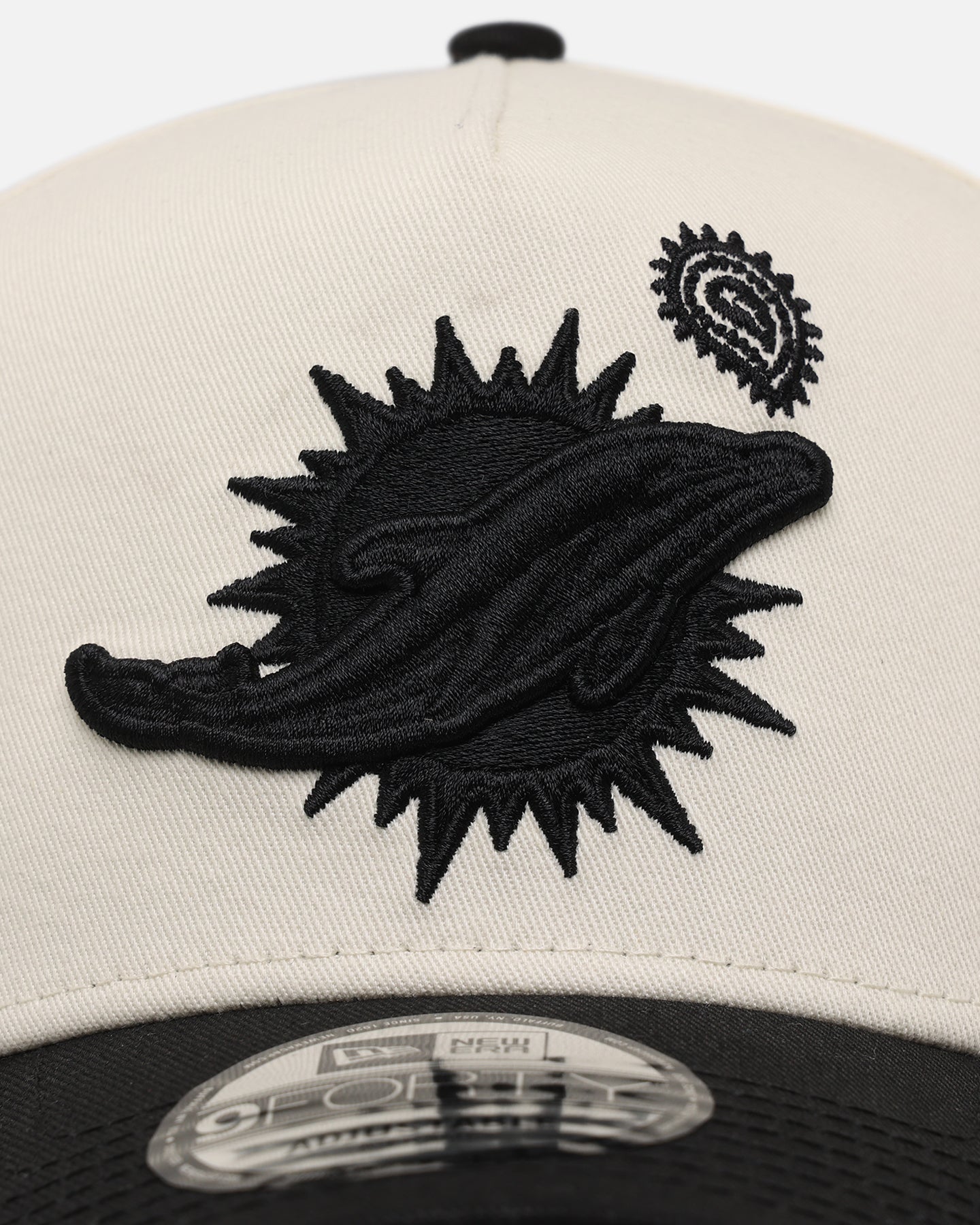 {product_title} - {shop_name}