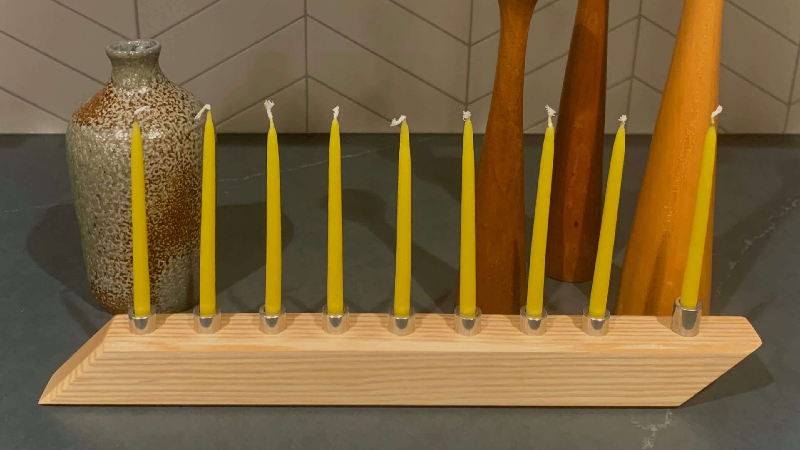 Modern Hardwood Menorah、mySite、topwebapps