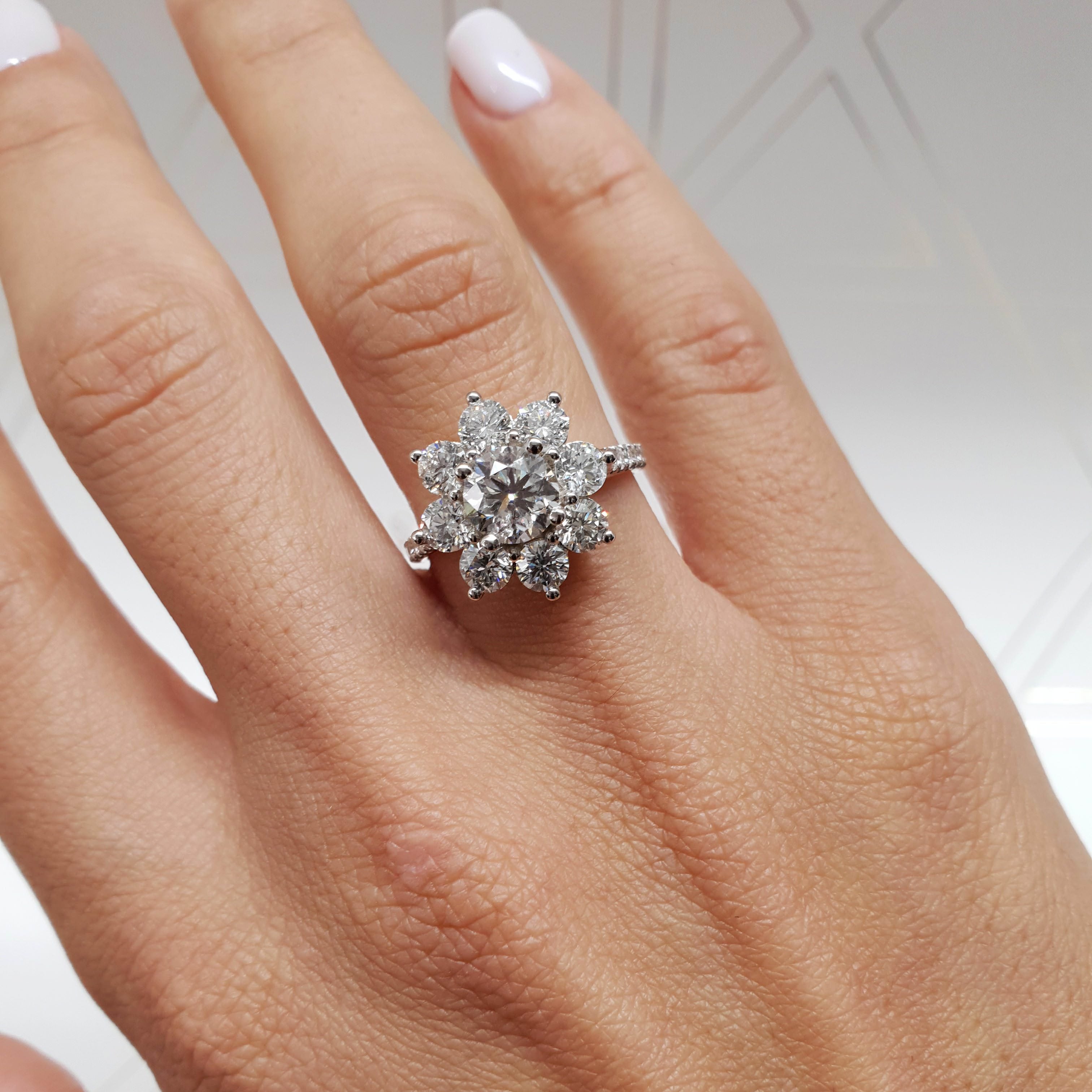 La Fleur Moissanite & Diamond Ring -Platinum、mySite、hinf8tx79