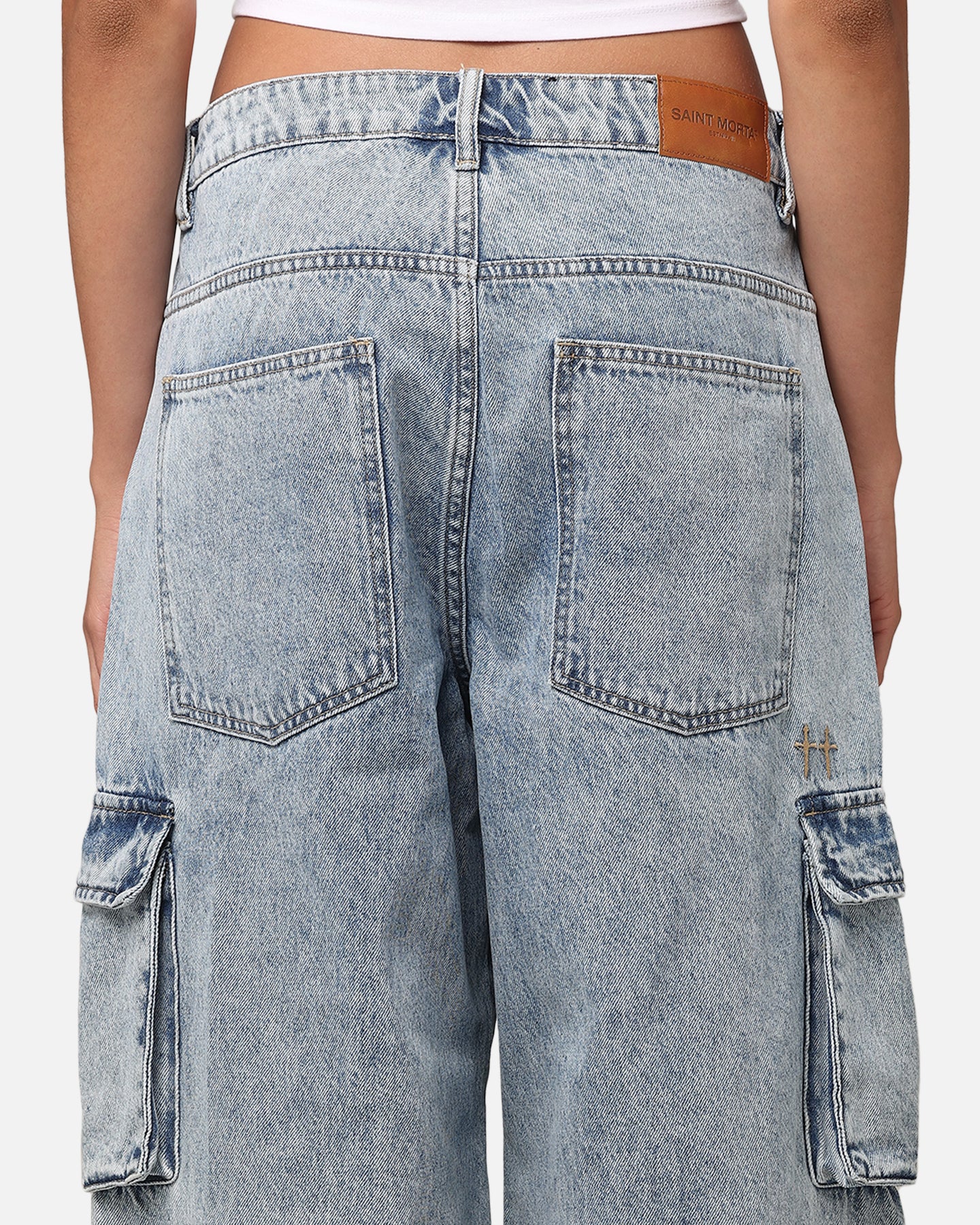 {product_title} - {shop_name}